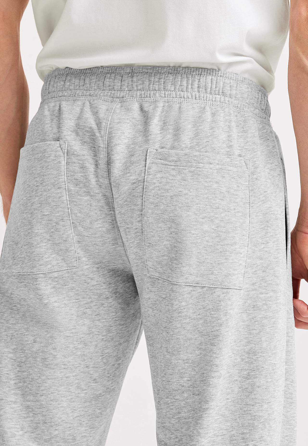 Bequeme Jogginghose mit Gesäßtaschen