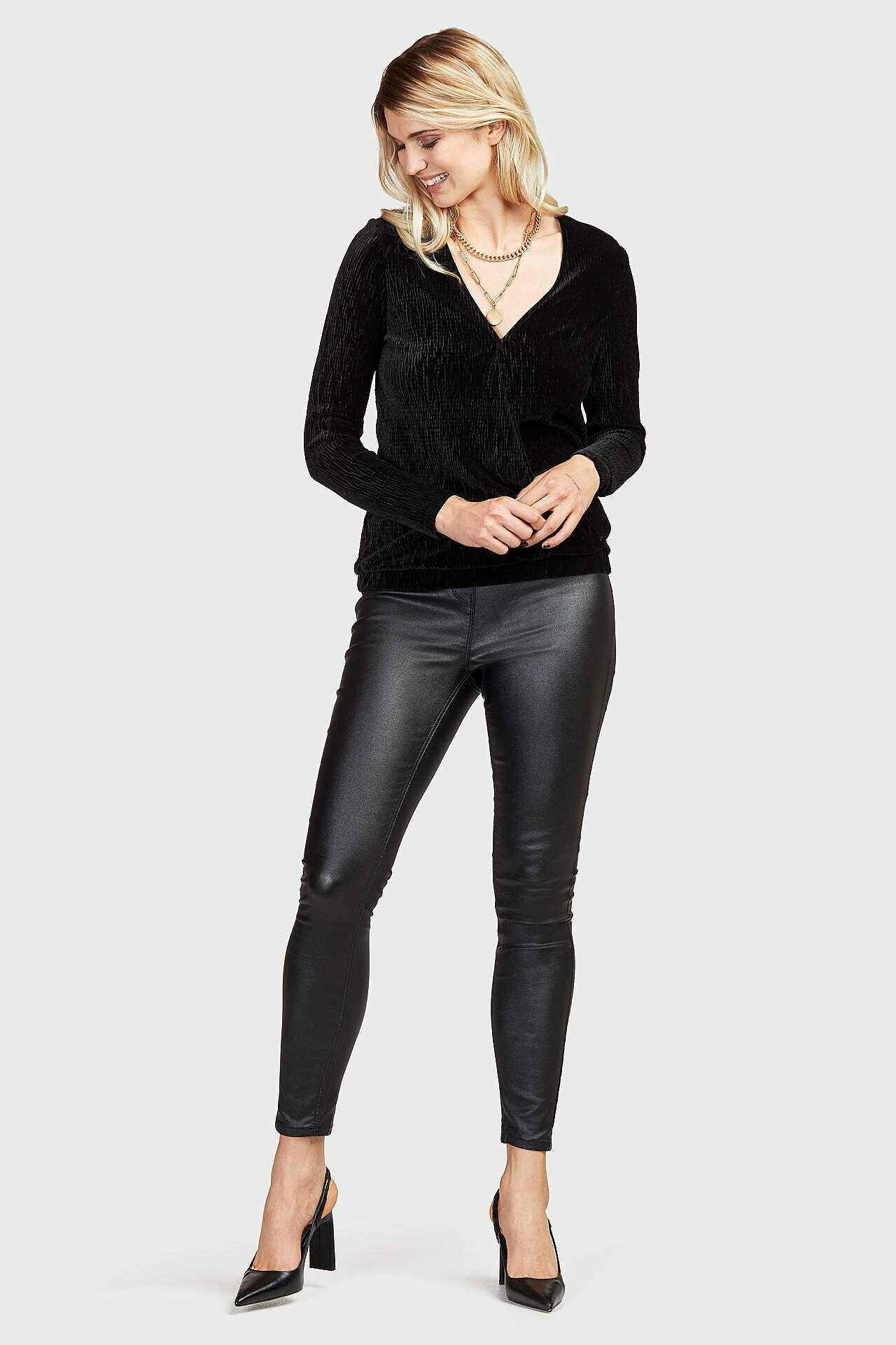 Wickeloberteil aus plissiertem Samt