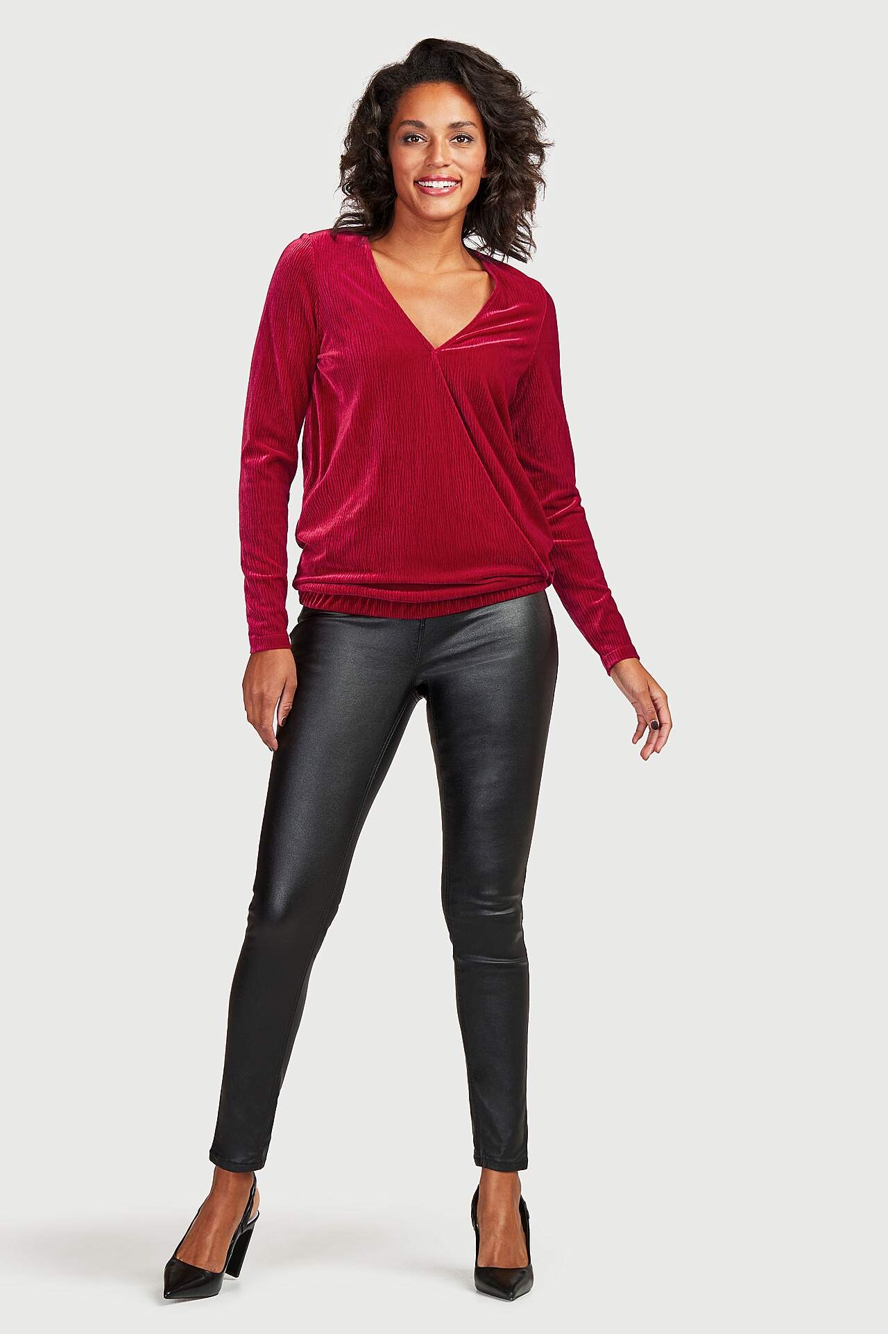 Wickeloberteil aus plissiertem Samt