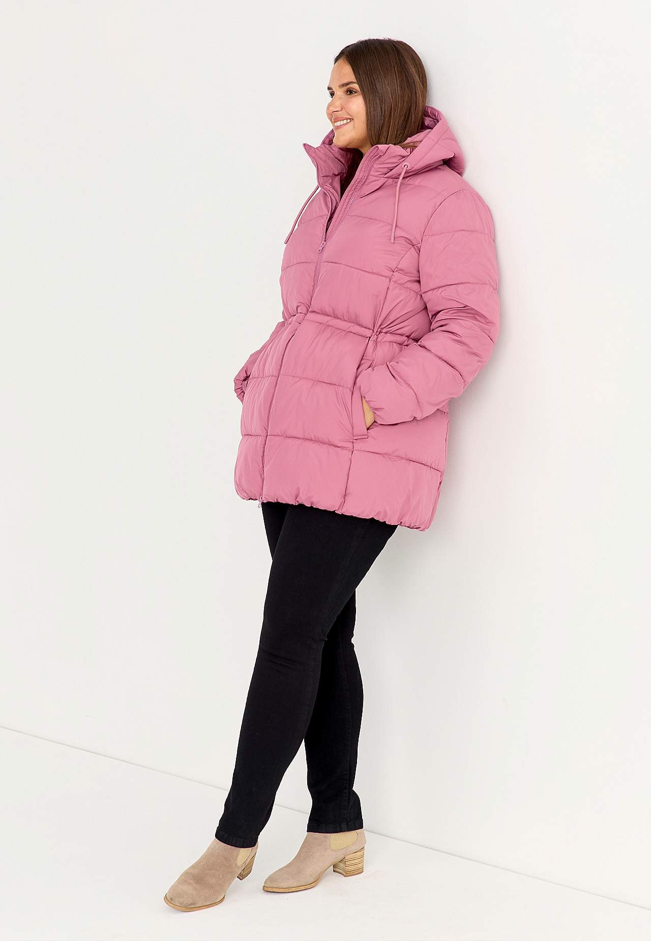 Warm gefütterte Jacke mit Kapuze
