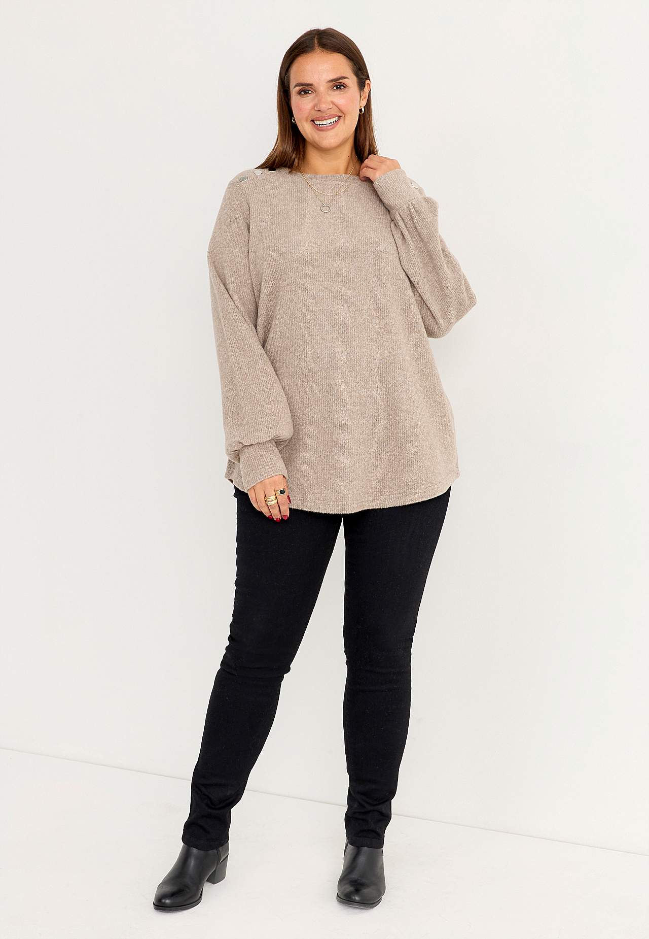 Gestrickter, weicher Pullover Beata