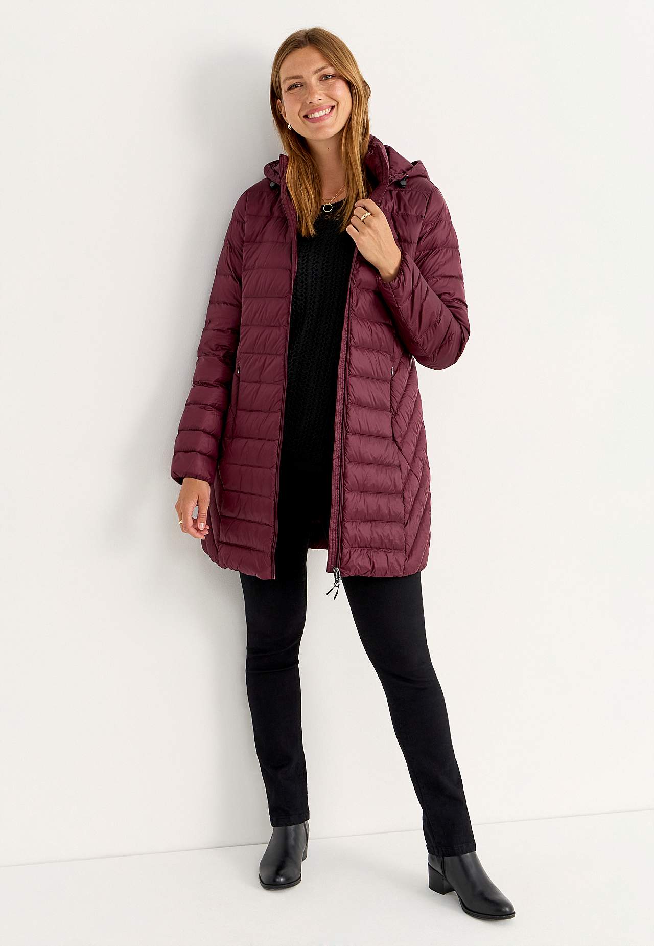 Daunenjacke mit Kapuze