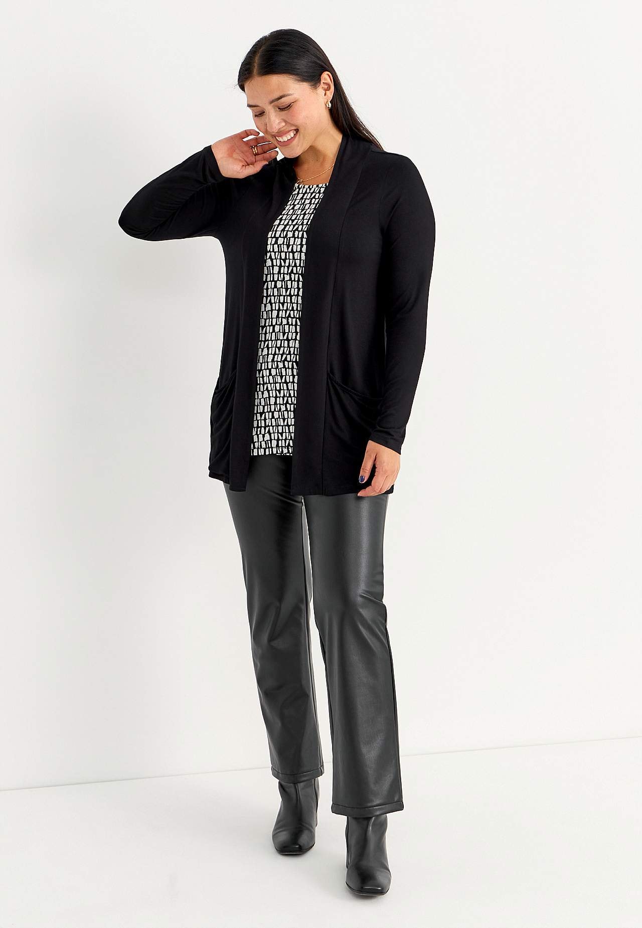 Beschichtete Leggings mit einem Schlag