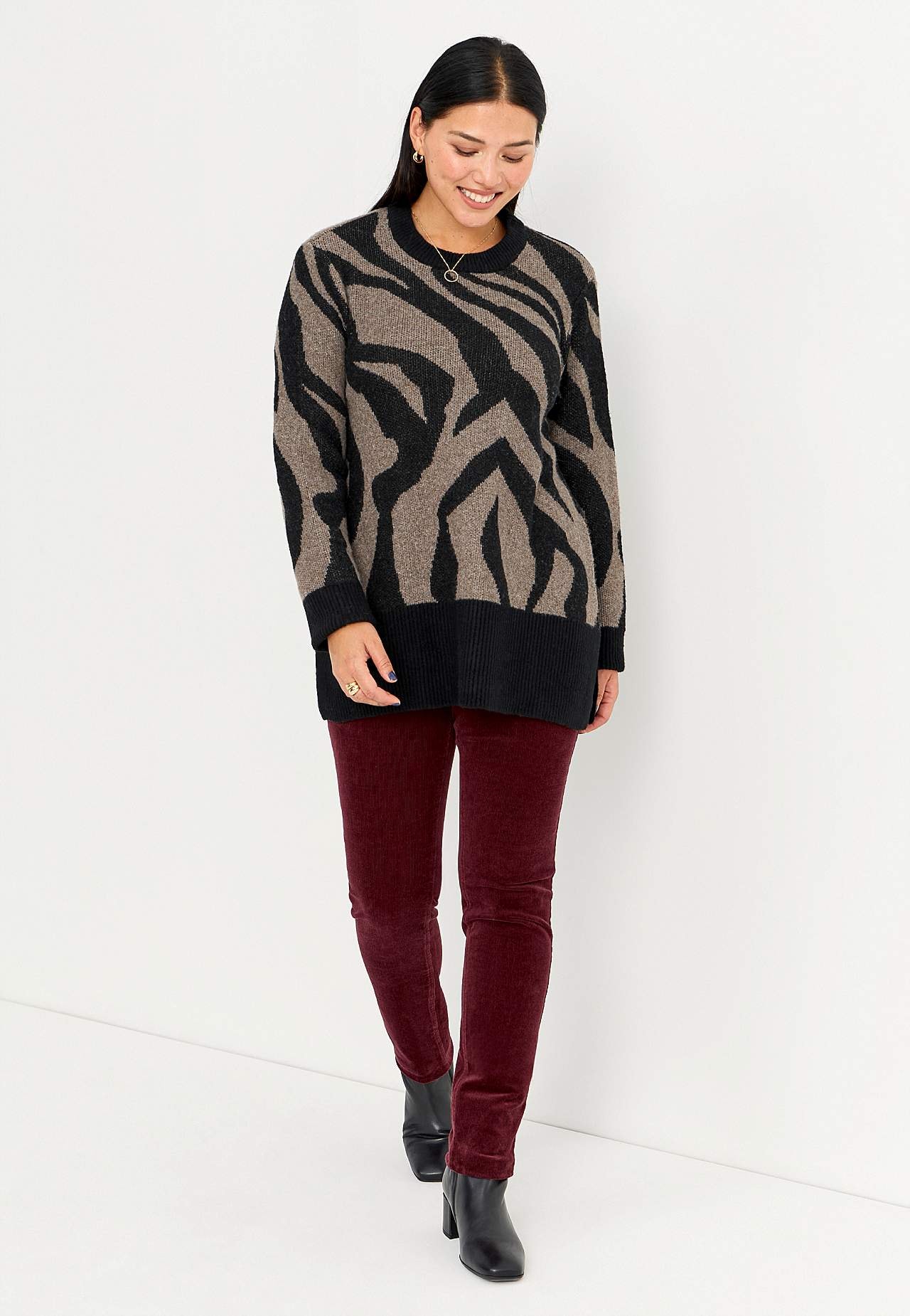 Pullover mit einem Strickmuster