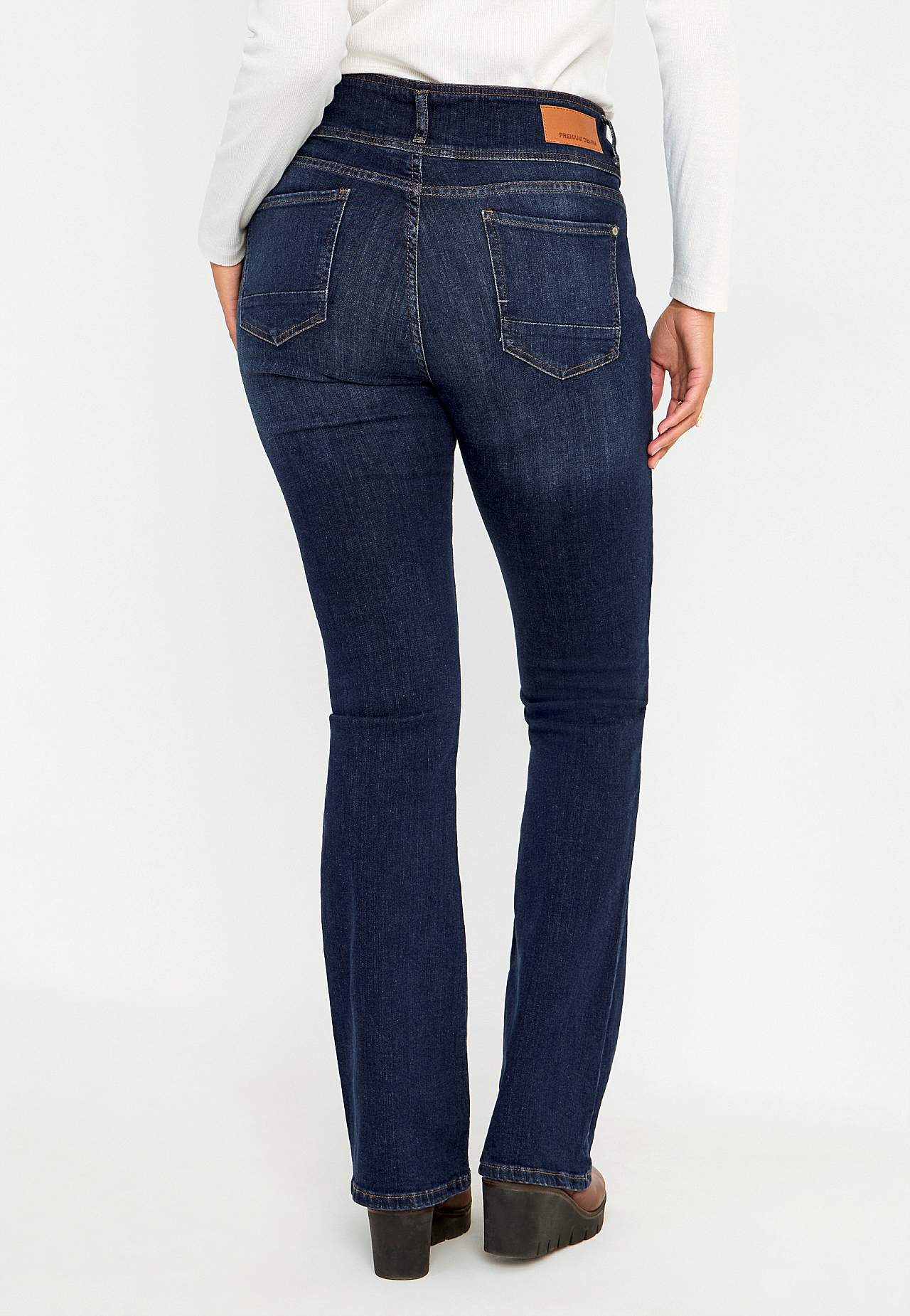 Bootcut-Jeans mit hohem Bund