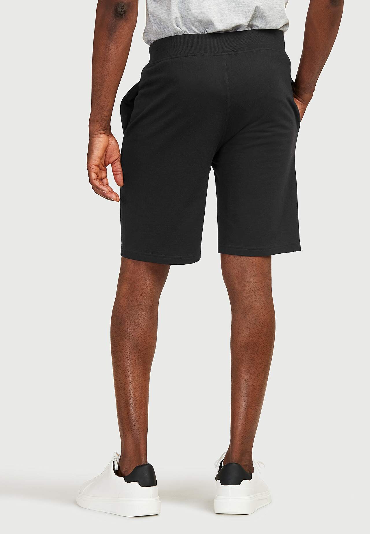 Sweatshirt-Shorts mit lässiger Passform Sverker