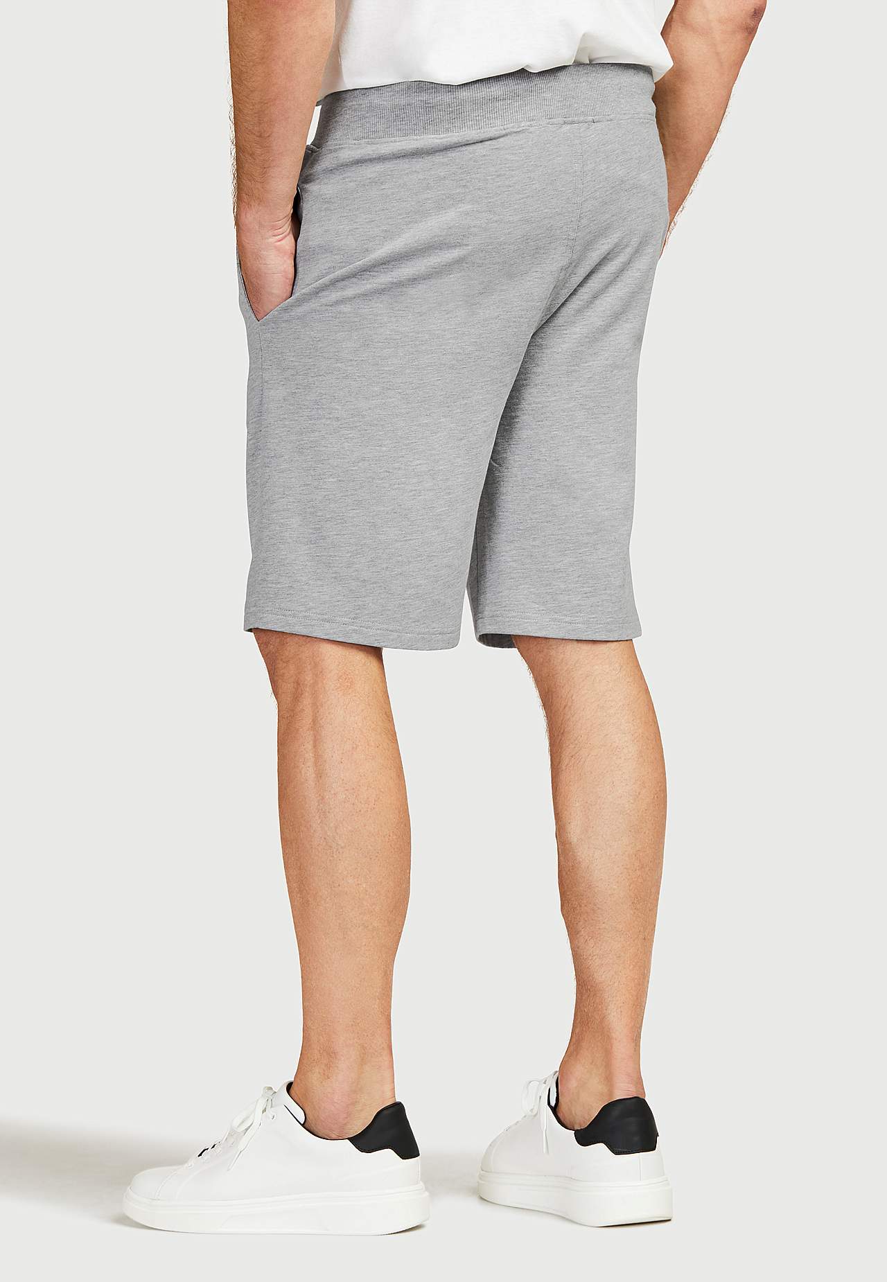 Sweatshirt-Shorts mit lässiger Passform Sverker