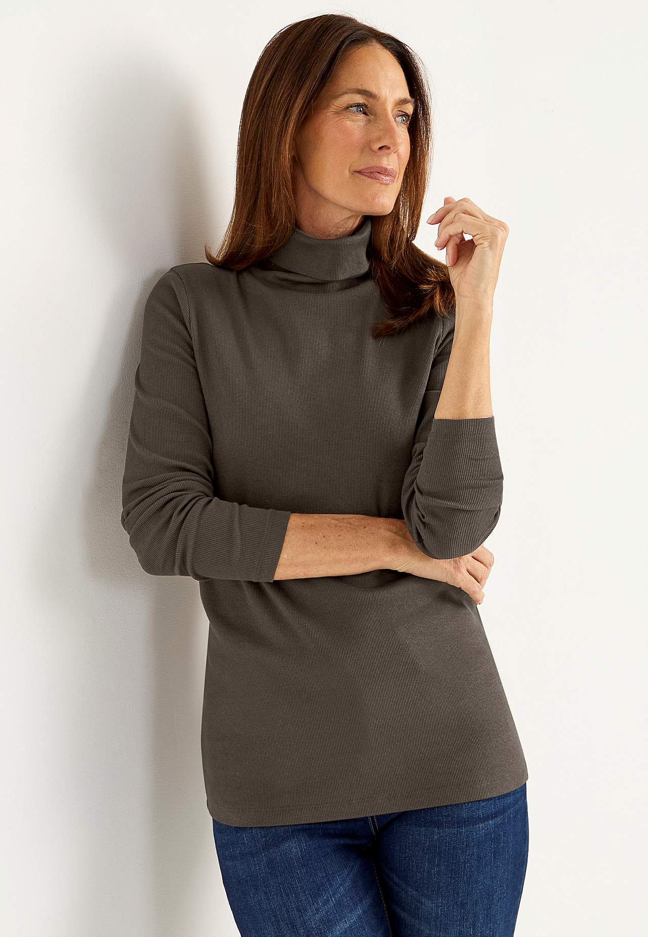 Gerippter Rollkragenpullover aus organischer Baumwolle