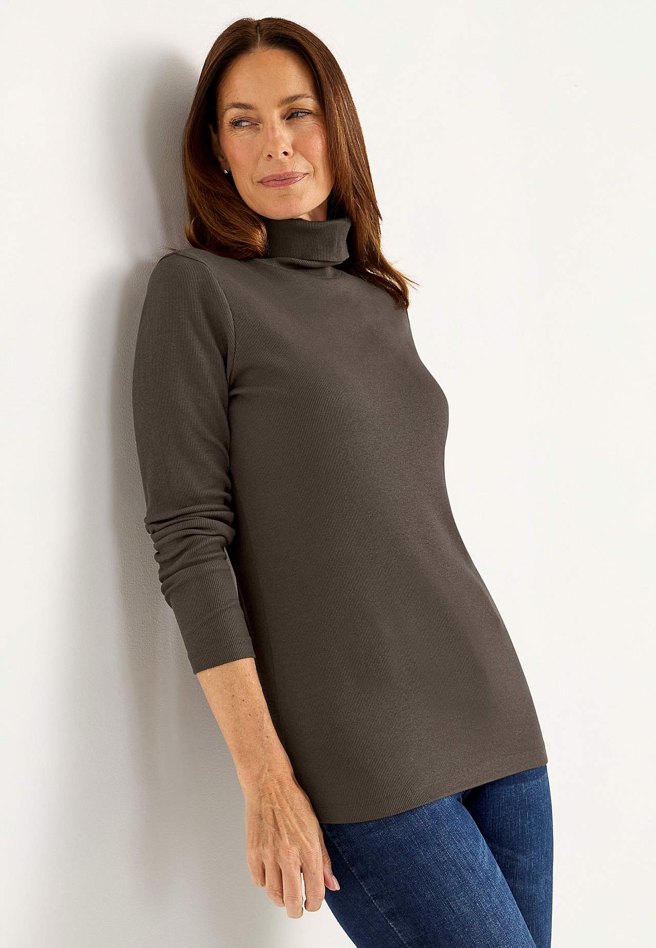 Gerippter Rollkragenpullover aus organischer Baumwolle