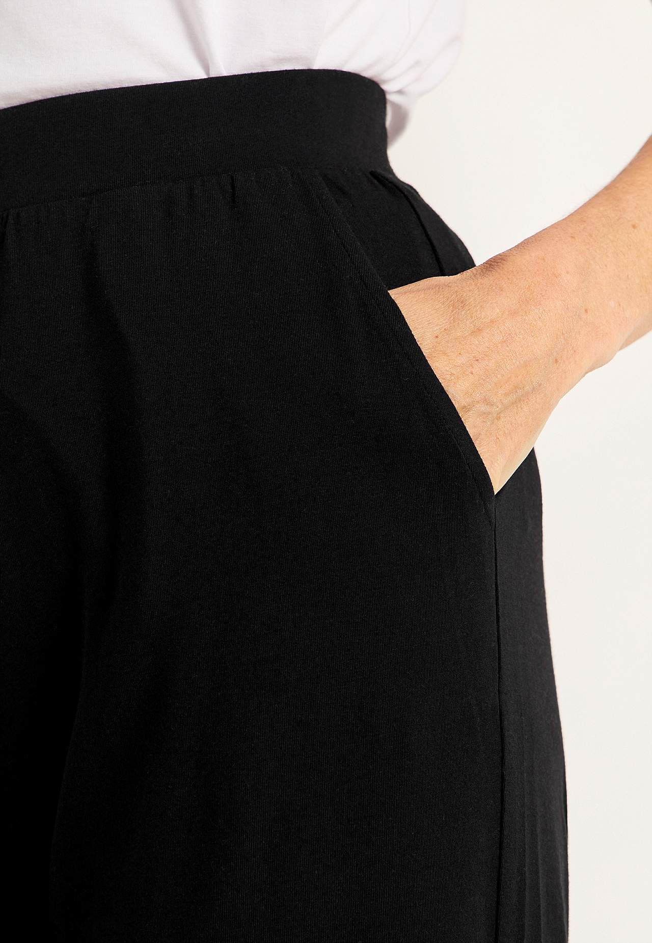 Jerseyhose aus weicher Baumwoll- und Modalmischung