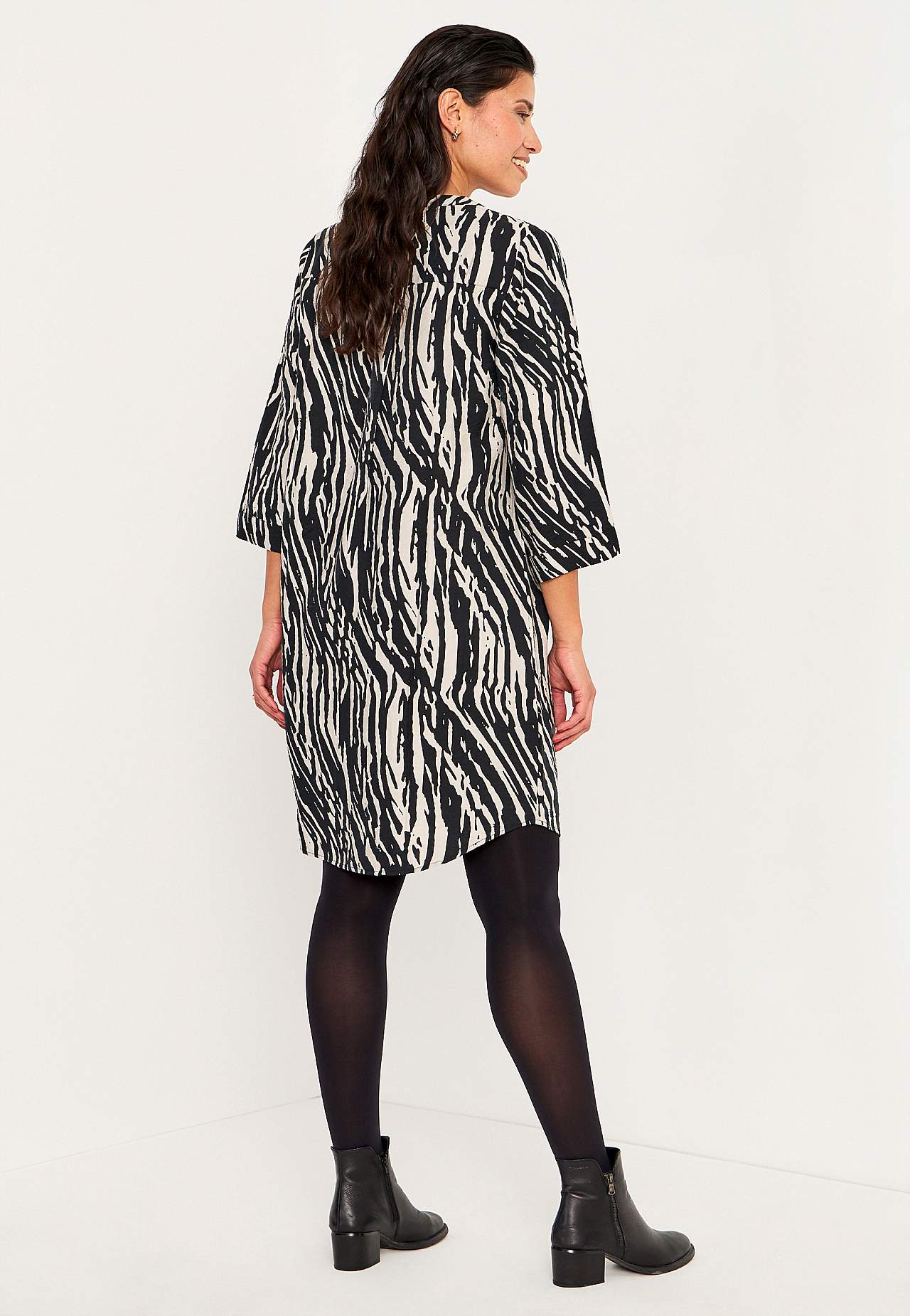 Gewebtes Kleid