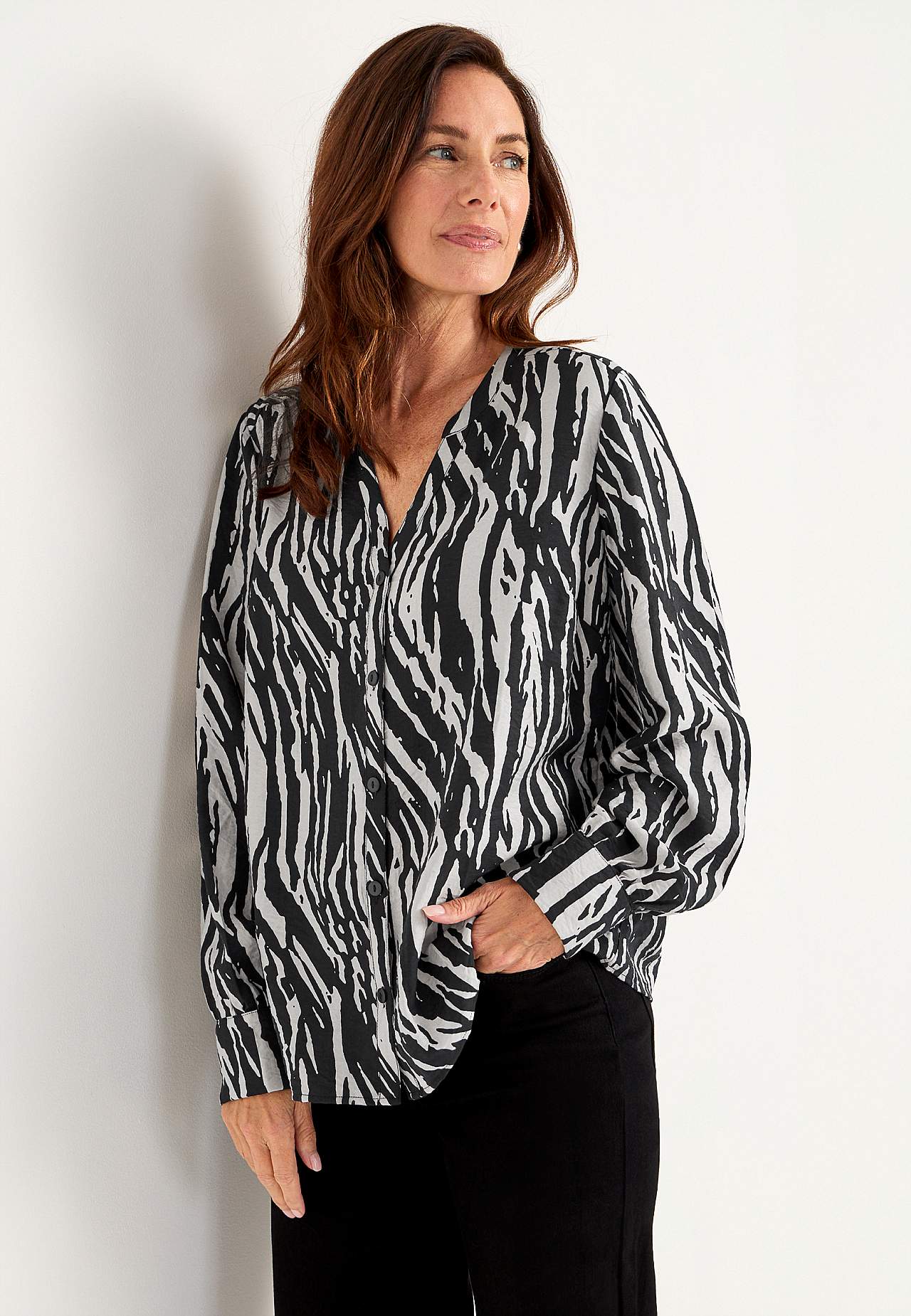 Gewebte Bluse mit Knöpfen
