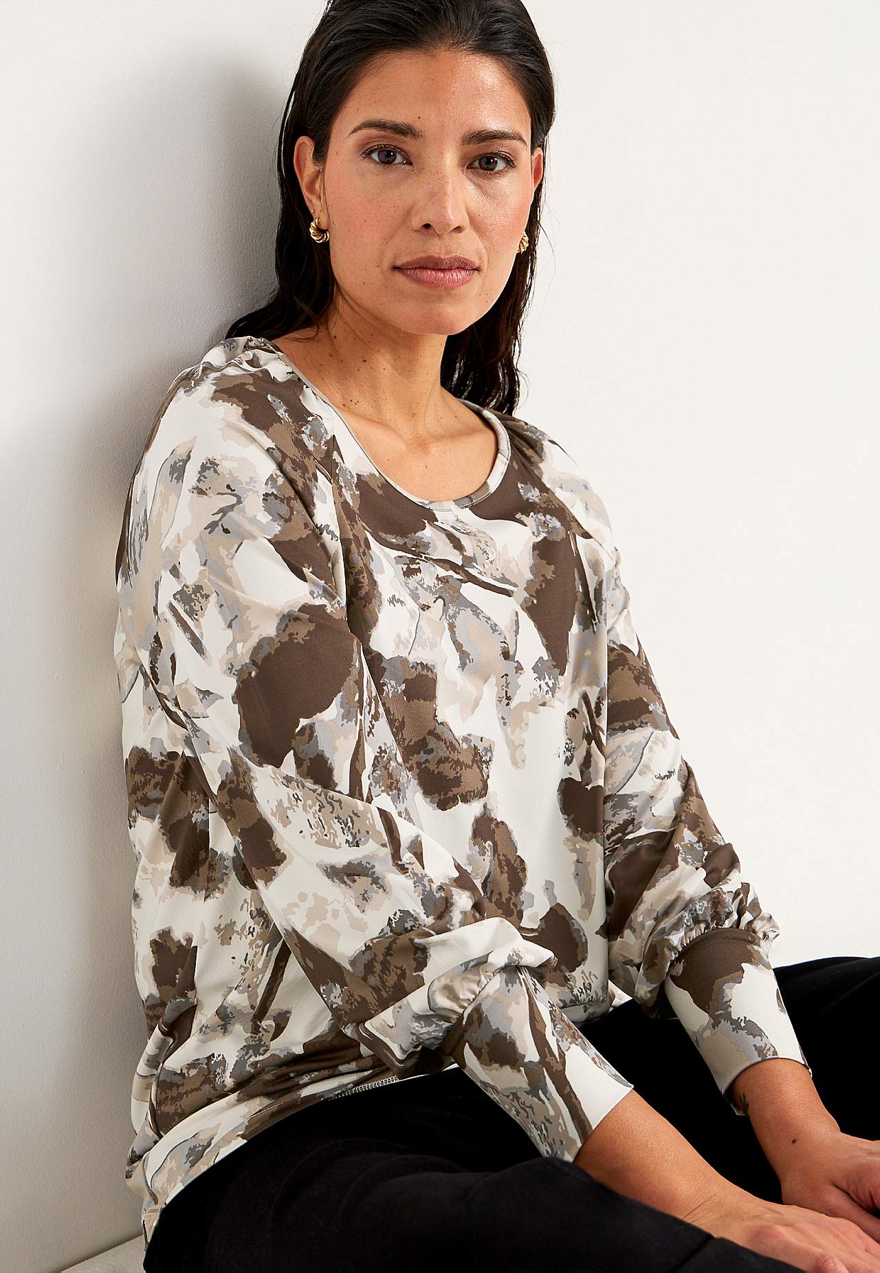 Gemustertes Jersey-Top mit breiten Manschetten
