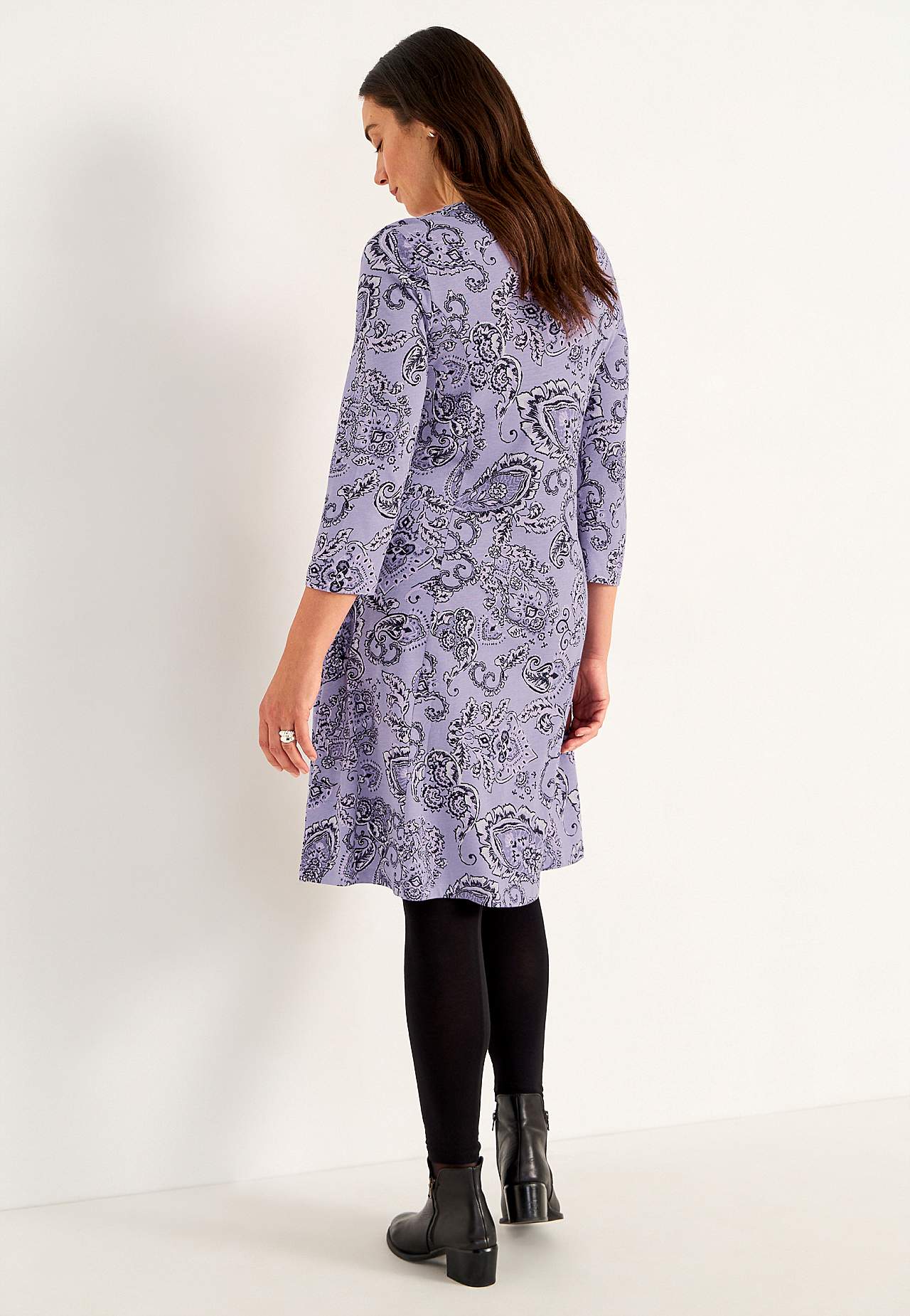 Gemustertes Jerseykleid mit Taschen