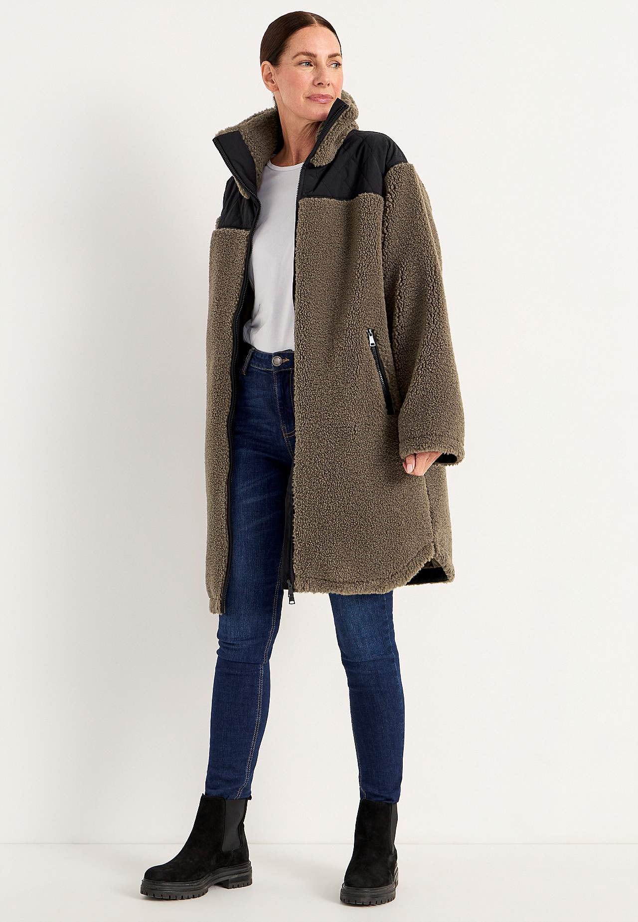 Lange Fleecejacke mit hohem Kragen