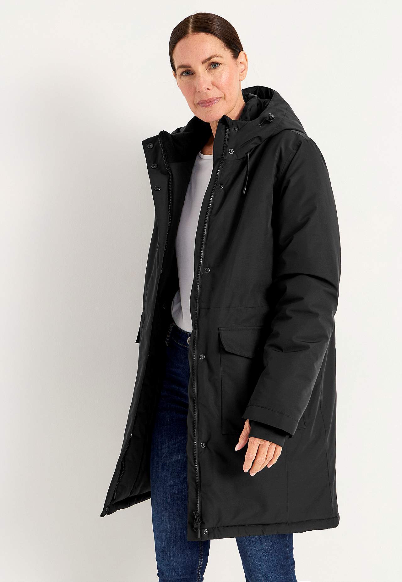 Funktionsjacke mit genähter Kapuze
