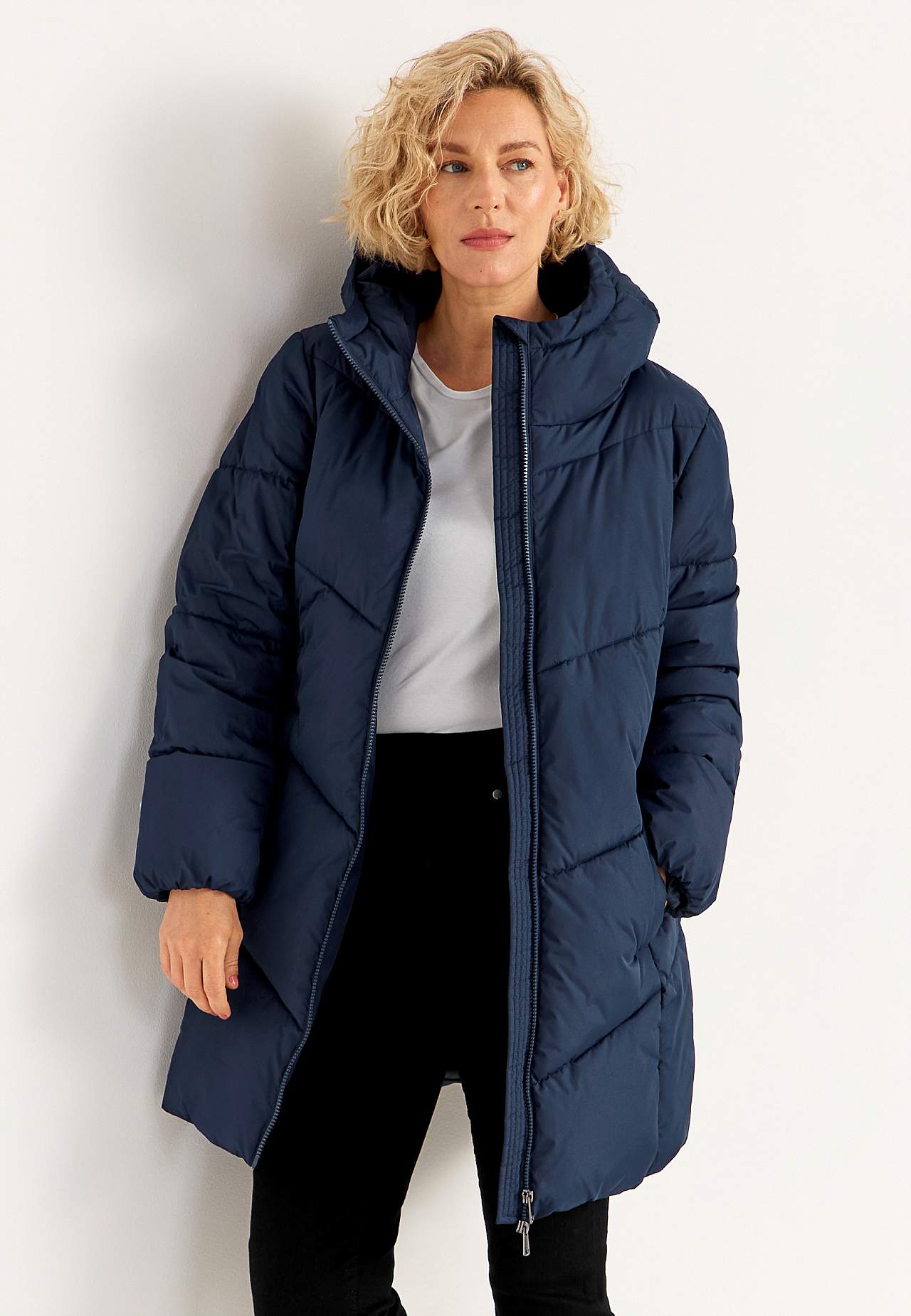 Lange Jacke mit flauschiger Polsterung