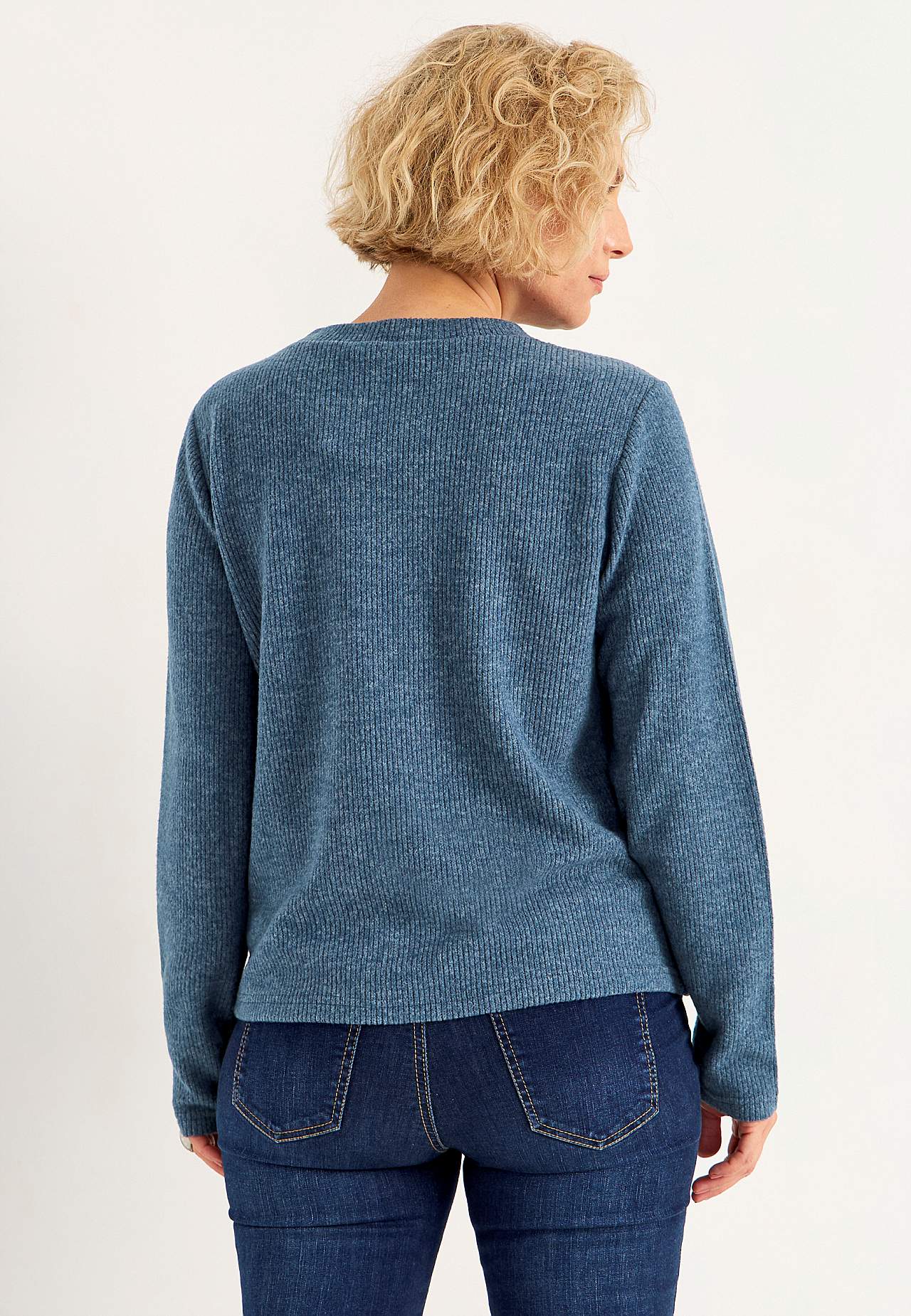 Super weicher Pullover mit Knöpfen