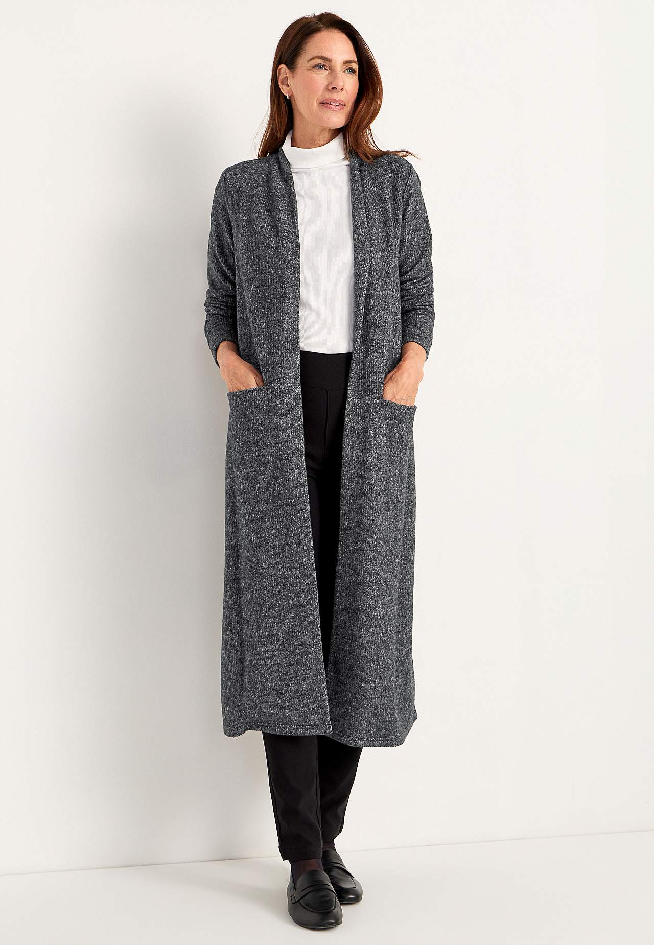 Super weicher, langer Cardigan mit Taschen