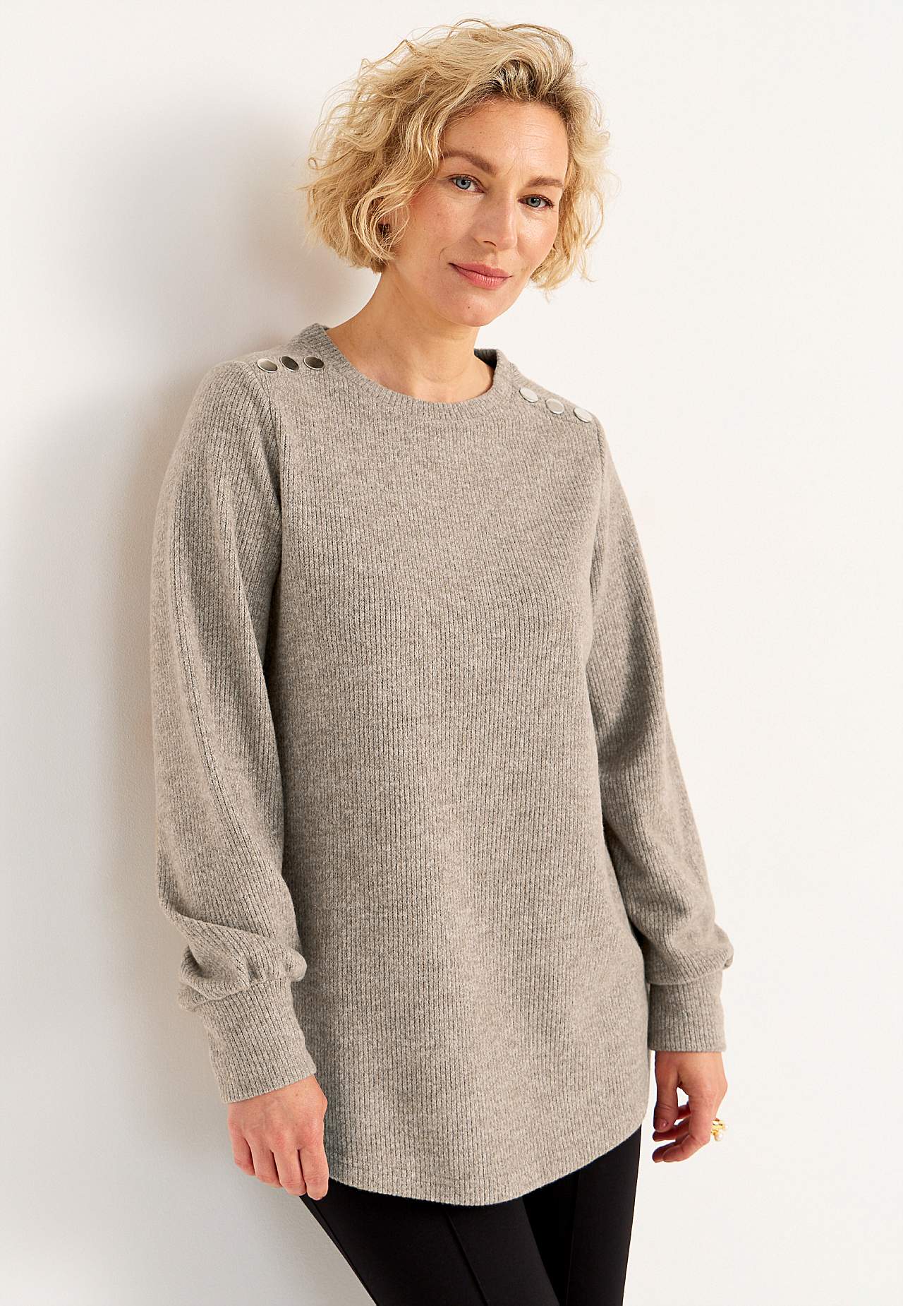 Gestrickter, weicher Pullover