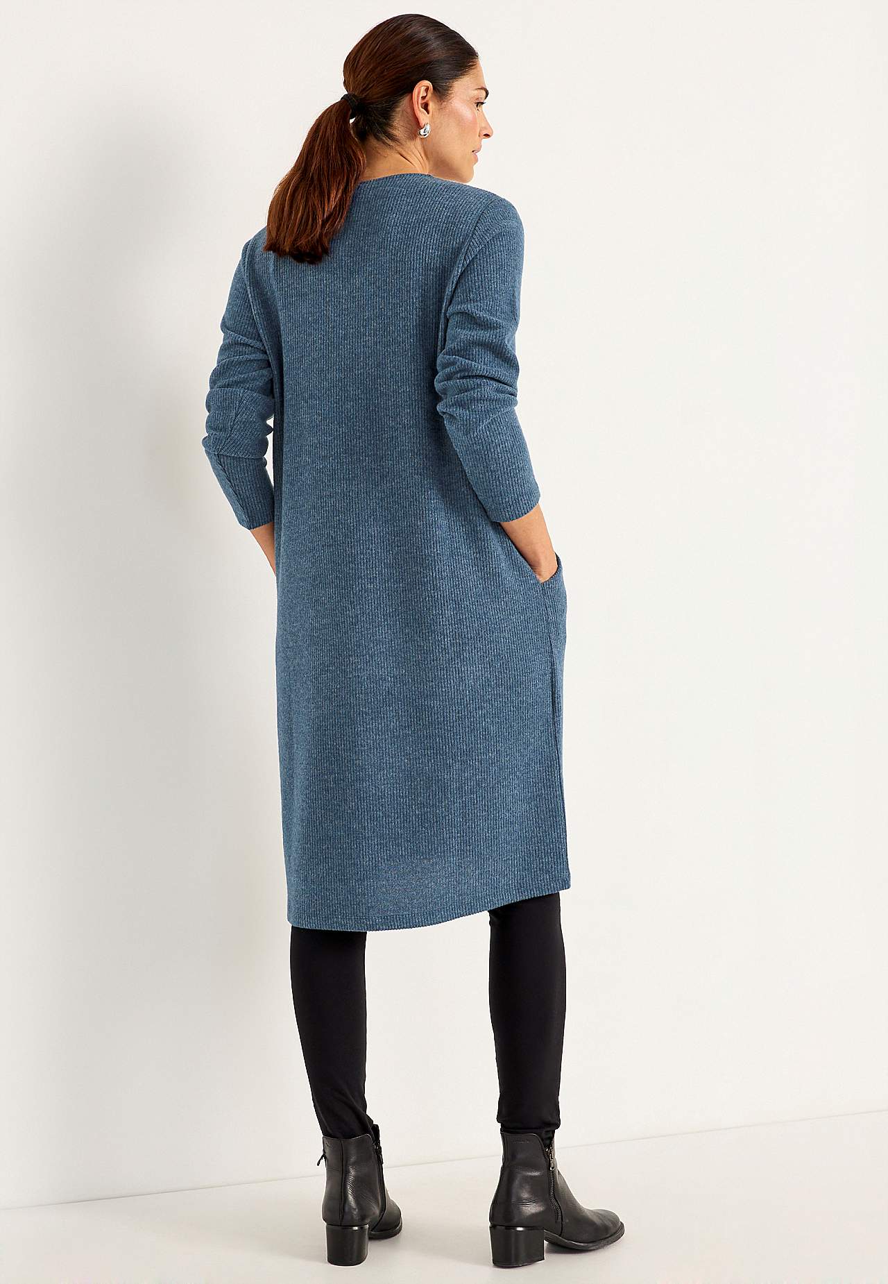 Super weiches Kleid mit Taschen