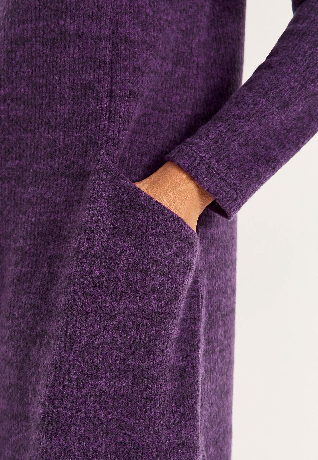 Super weiches Kleid mit Taschen