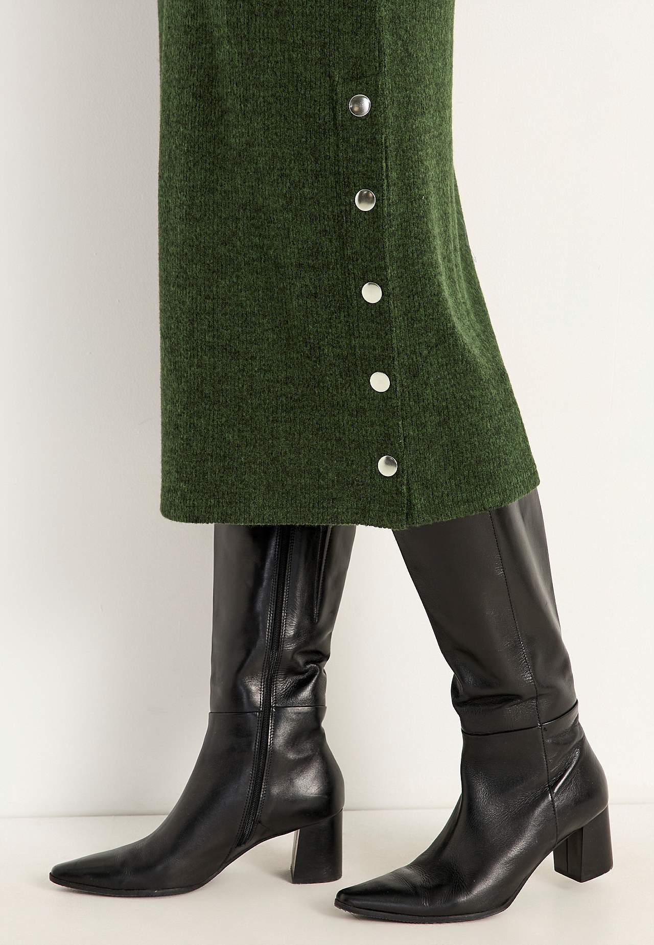 Super weiches Kleid mit Knöpfen Beata