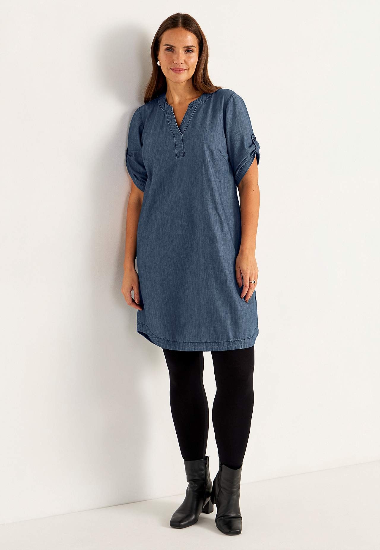 Jeanskleid aus weich gewaschenem Denim
