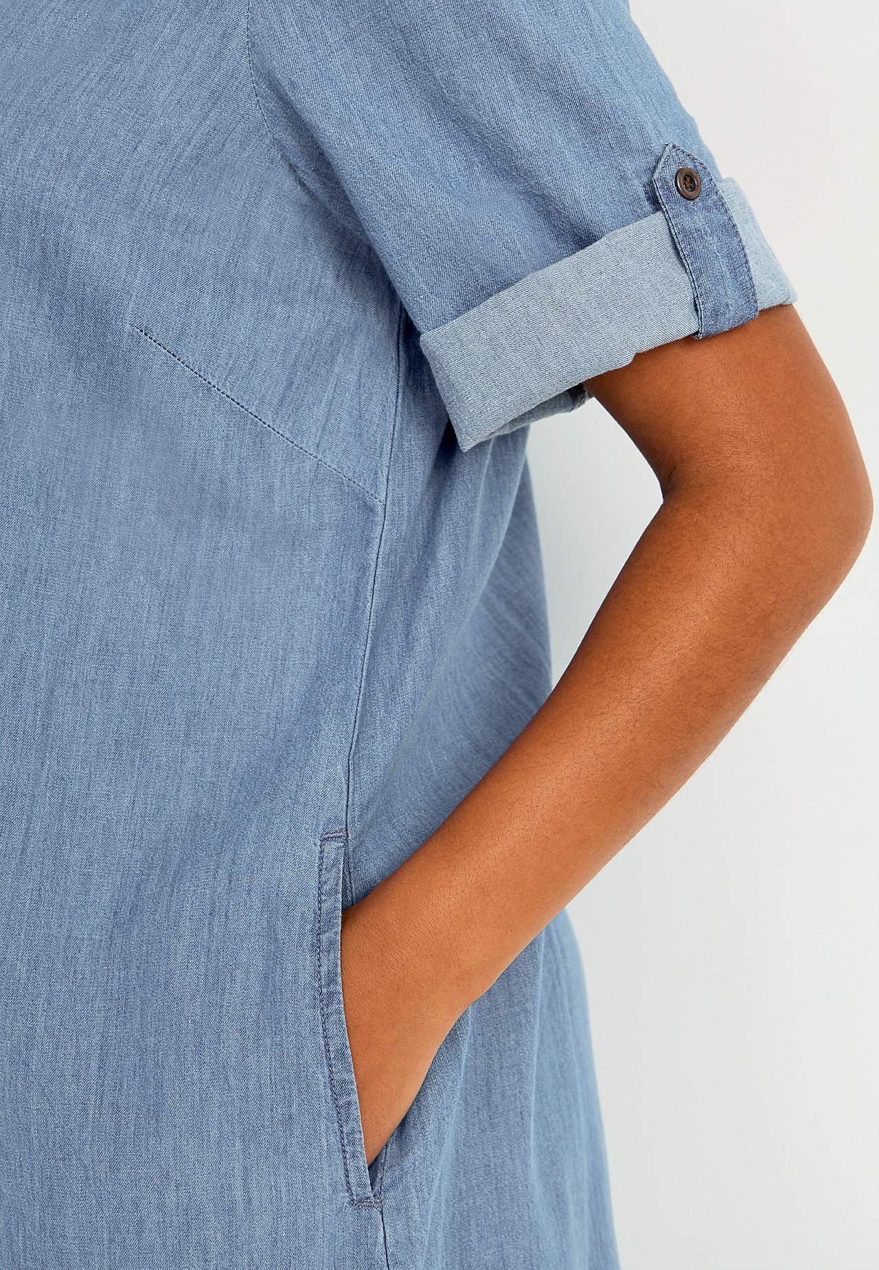 Jeanskleid aus weich gewaschenem Denim