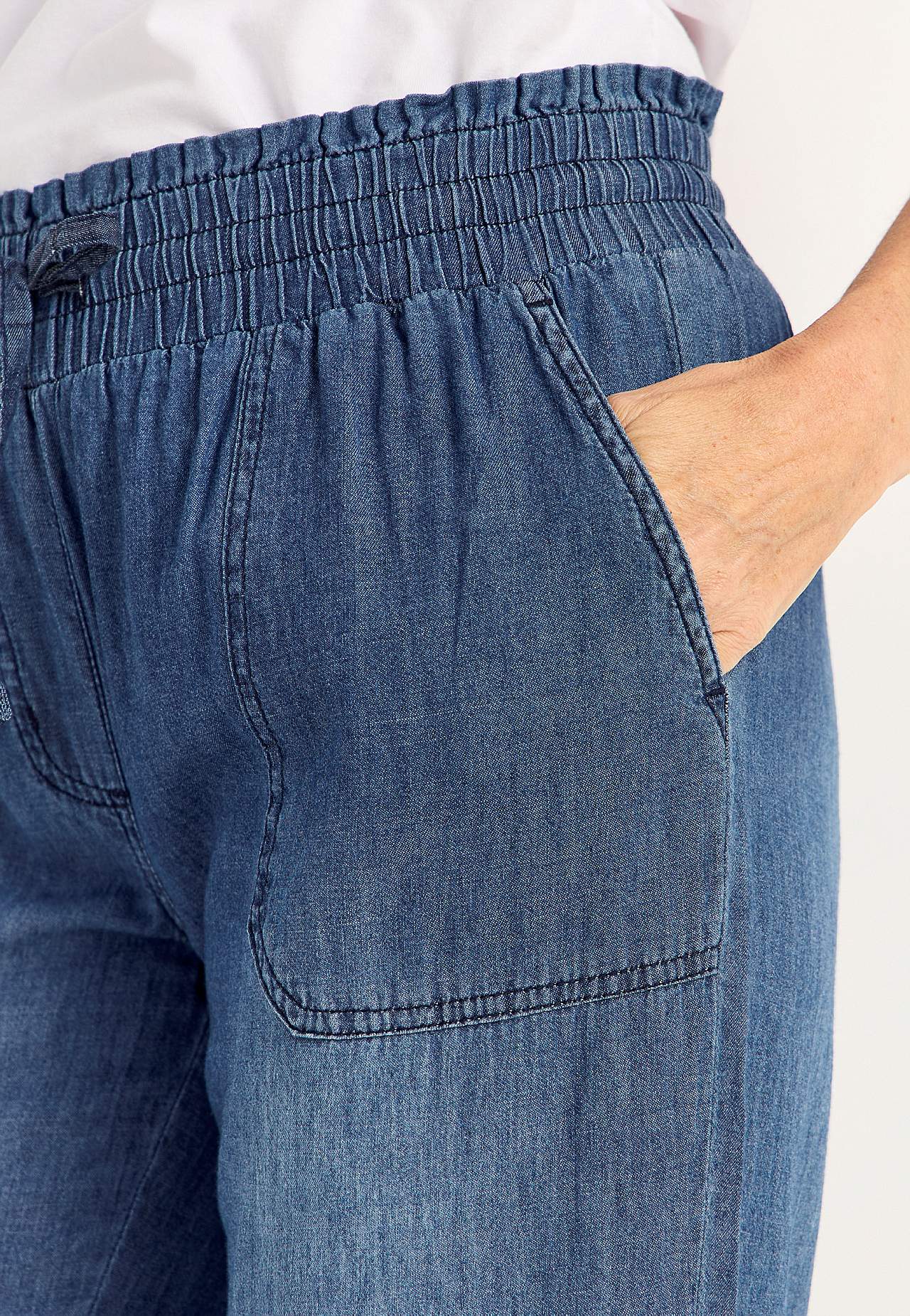 Lange Hose aus weich gewaschenem Denim