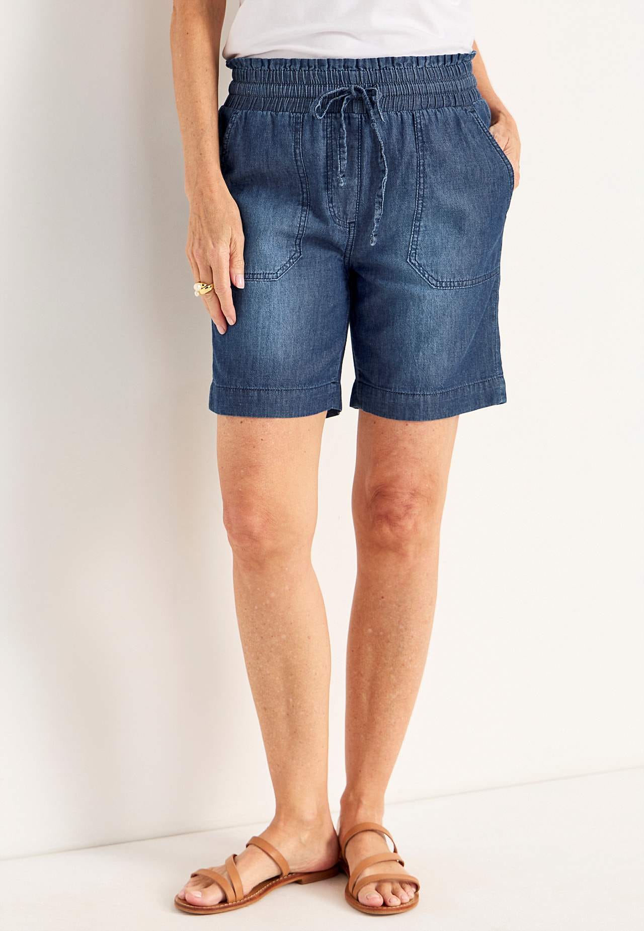 Shorts aus gewaschenem Denim Jade