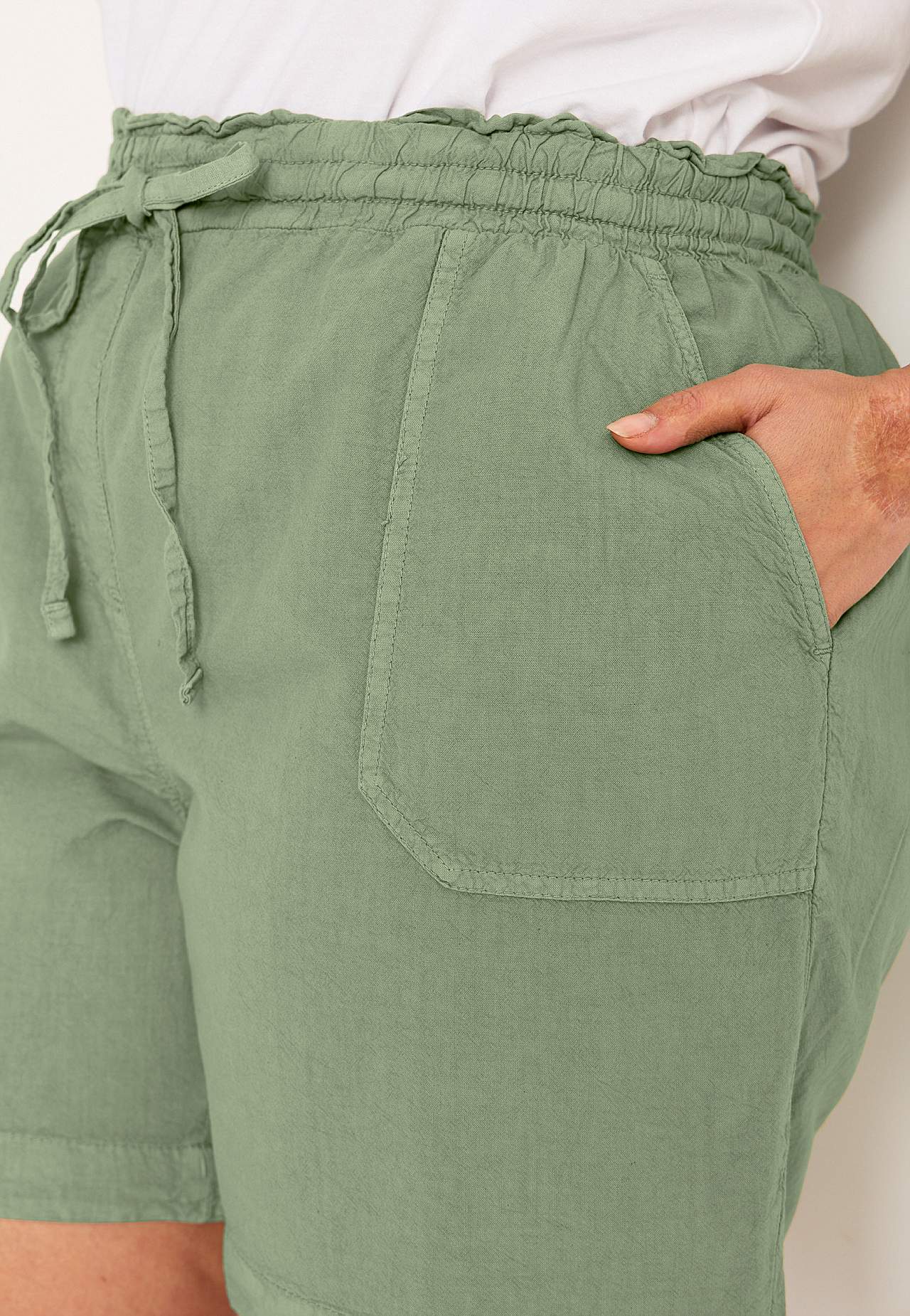 Shorts aus gewaschener Baumwolle Jade