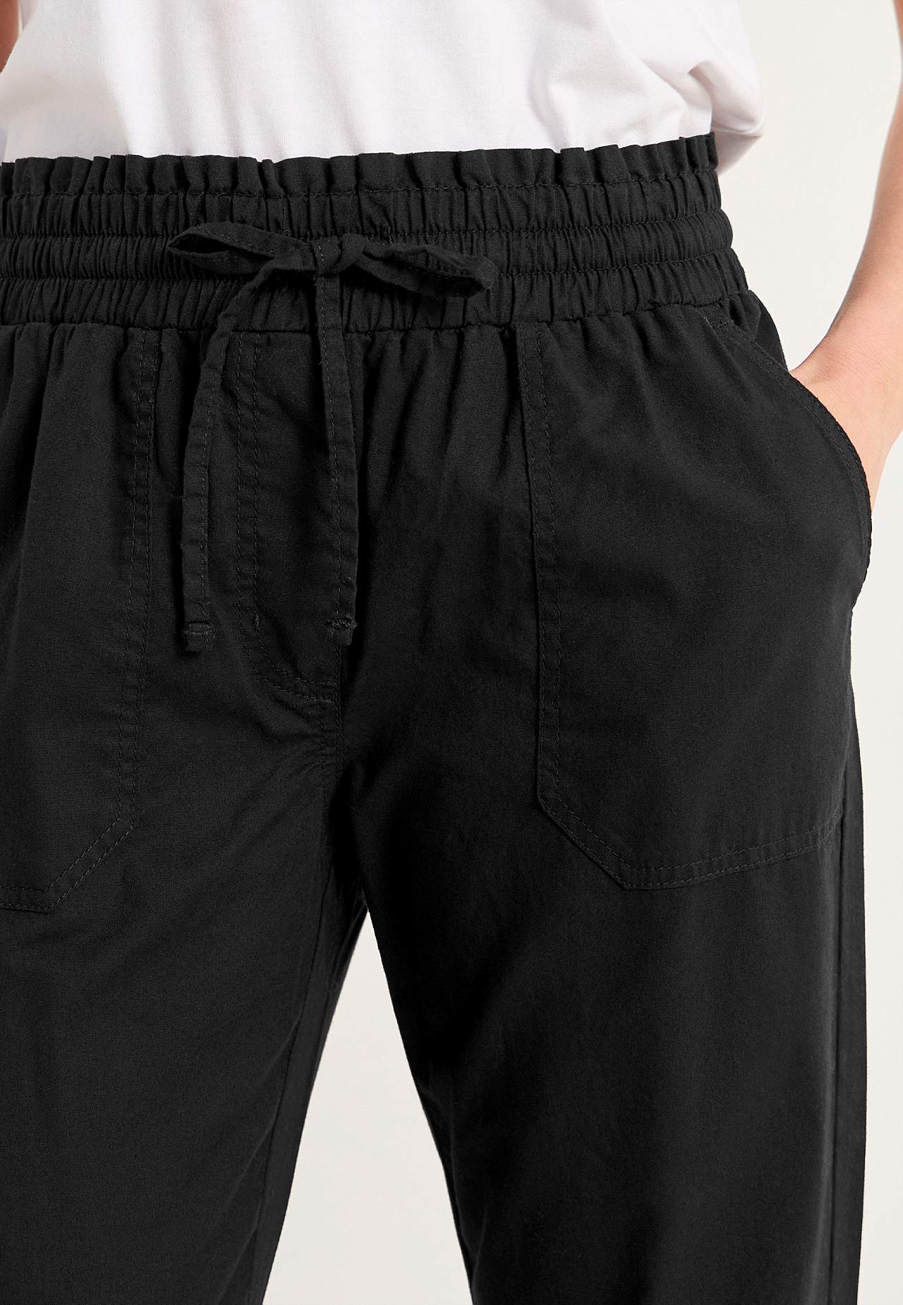 Lange Hose aus gewaschener Baumwolle