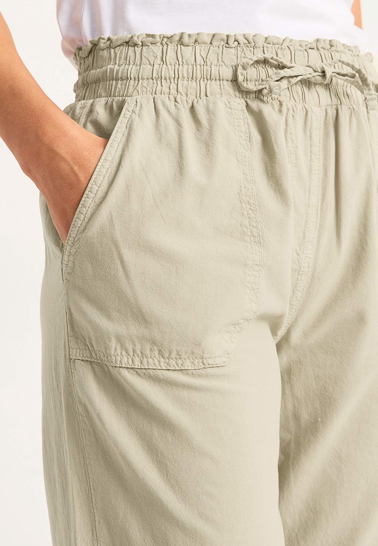 Lange Hose aus gewaschener Baumwolle