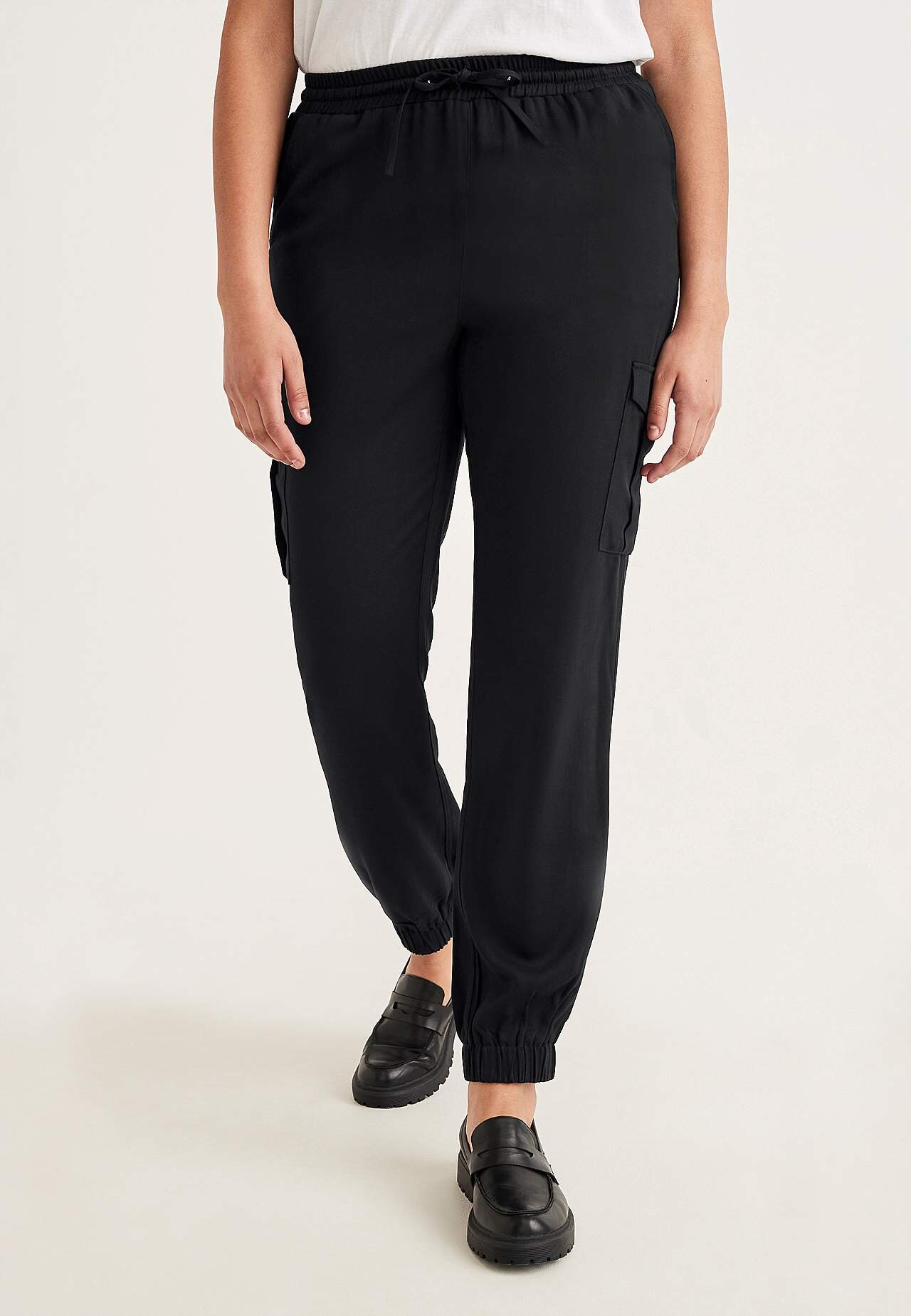 Lässige Cargohose aus Viskose Gerbera