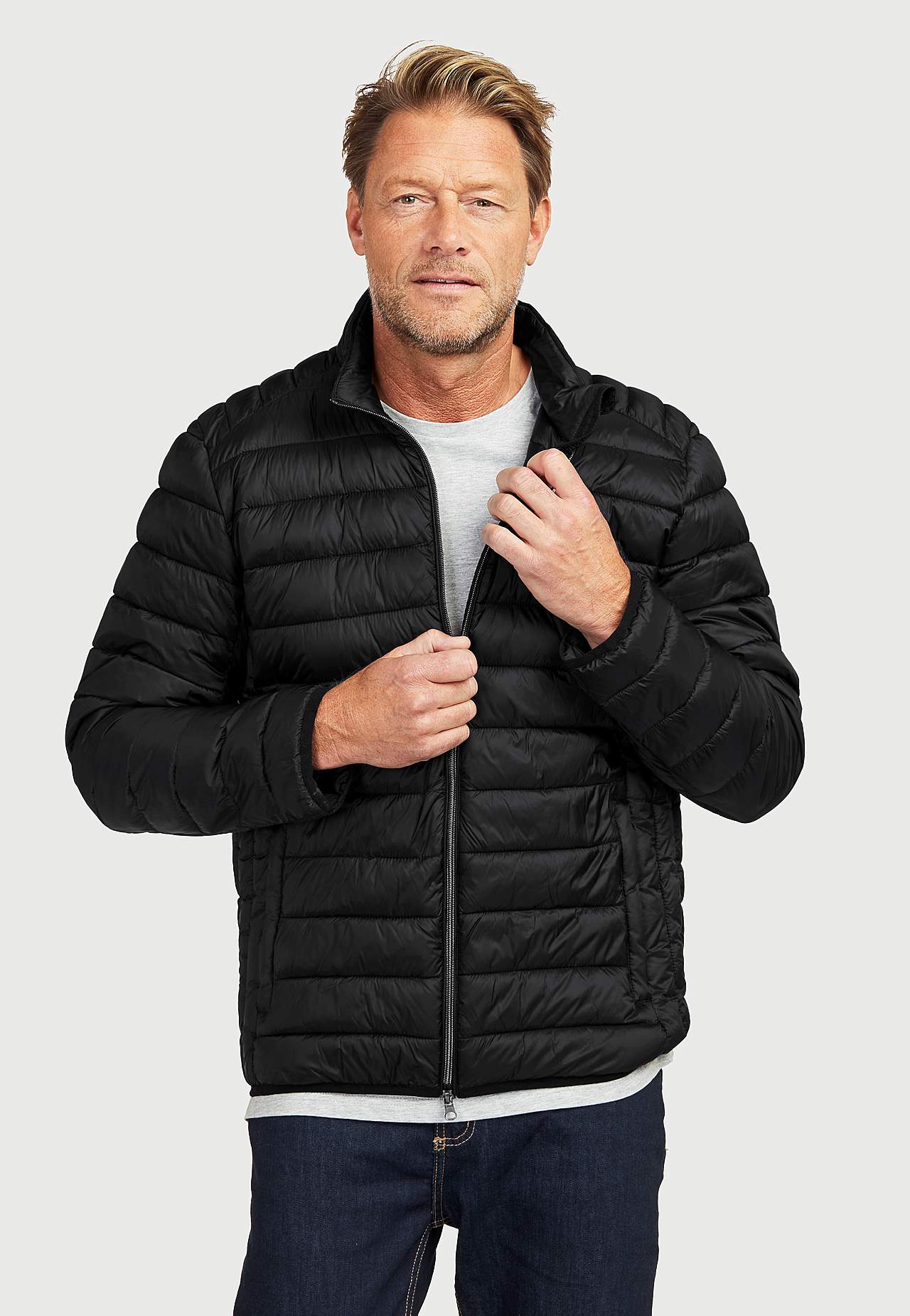 Gepolsterte leichte Jacke perfekt für den Herbst