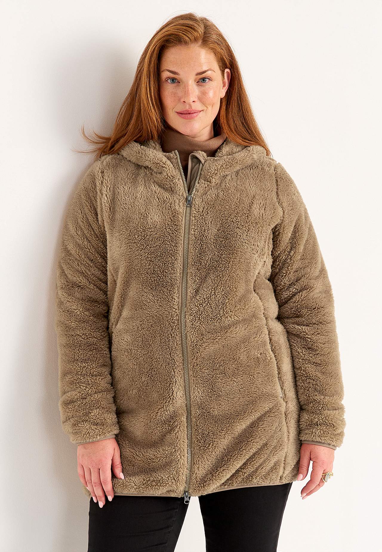 Behagliche Fleecejacke mit Kapuze