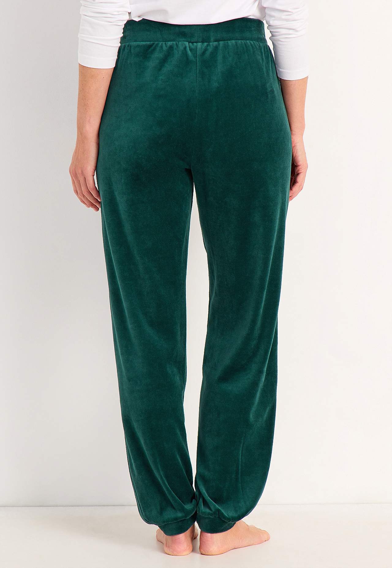 Samthose mit Manschette