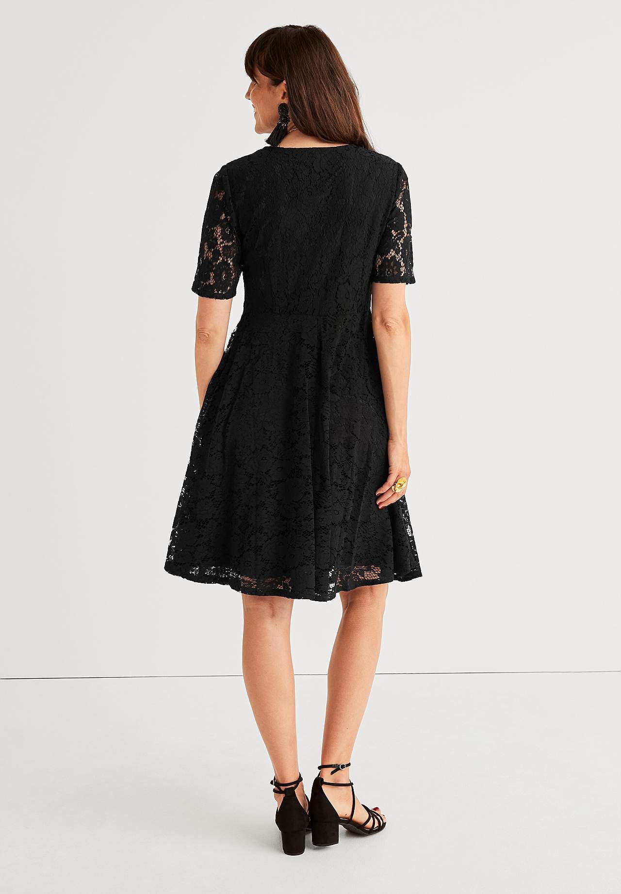 Spitzenkleid