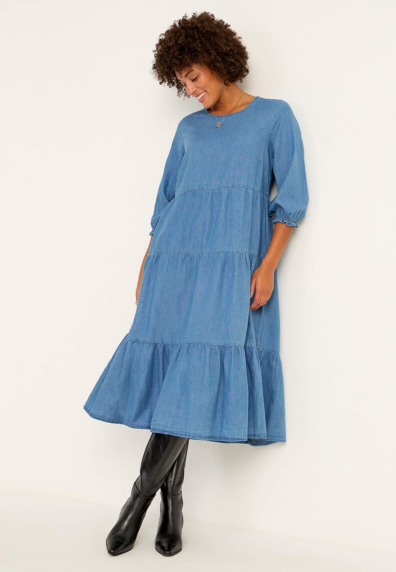 Jeanskleid mit Rüschenröcken