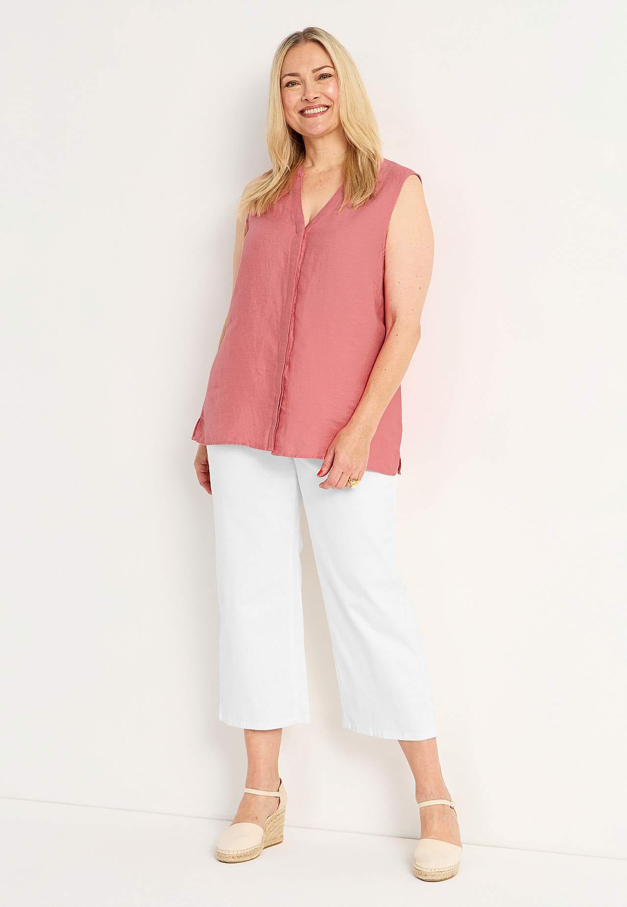 Leinen-Bluse Premium mit ärmellosem Design