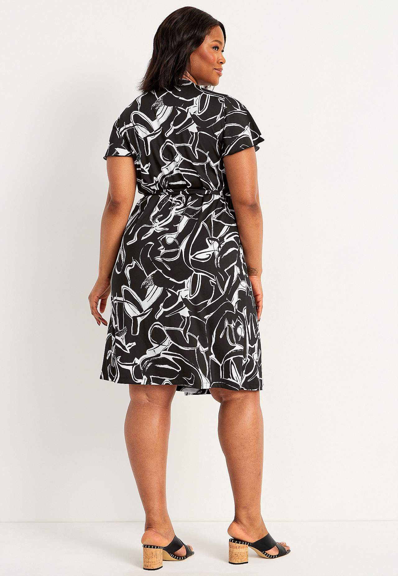Gemustertes Front-Wickelkleid aus Jersey