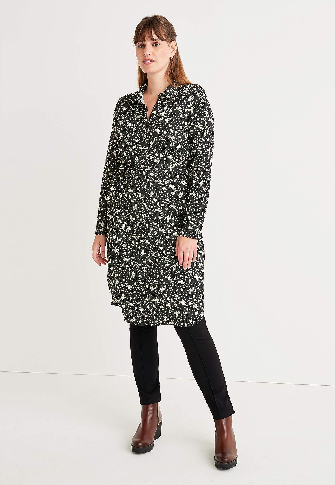 Gemustertes Blusenkleid