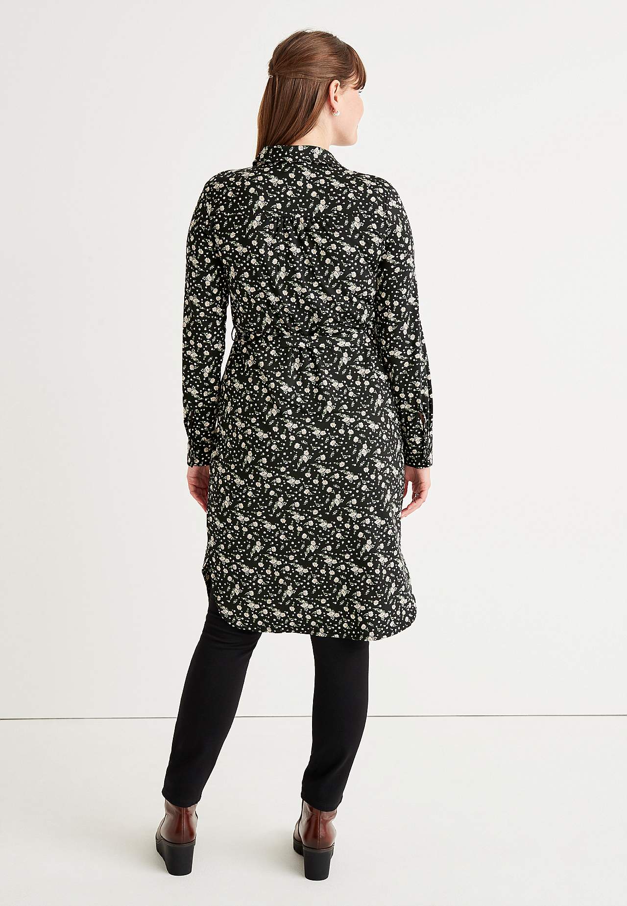Gemustertes Blusenkleid
