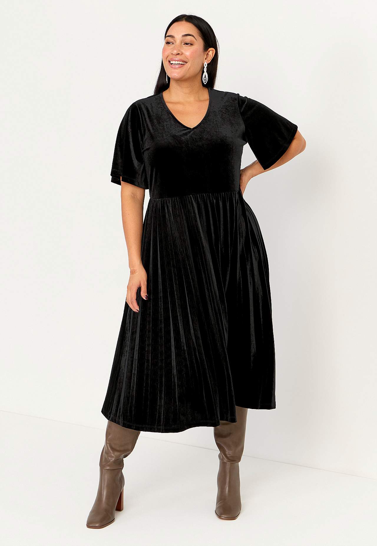 Plissiertes Samtkleid