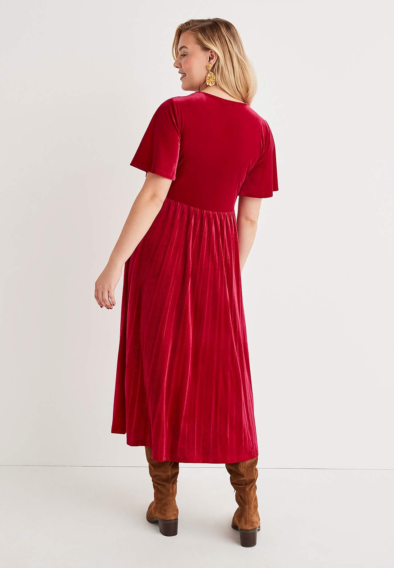 Plissiertes Samtkleid