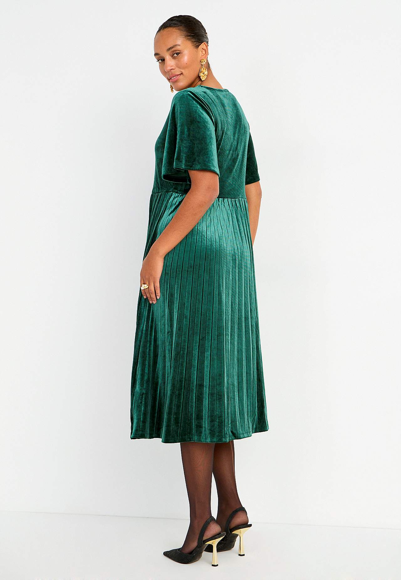 Plissiertes Samtkleid