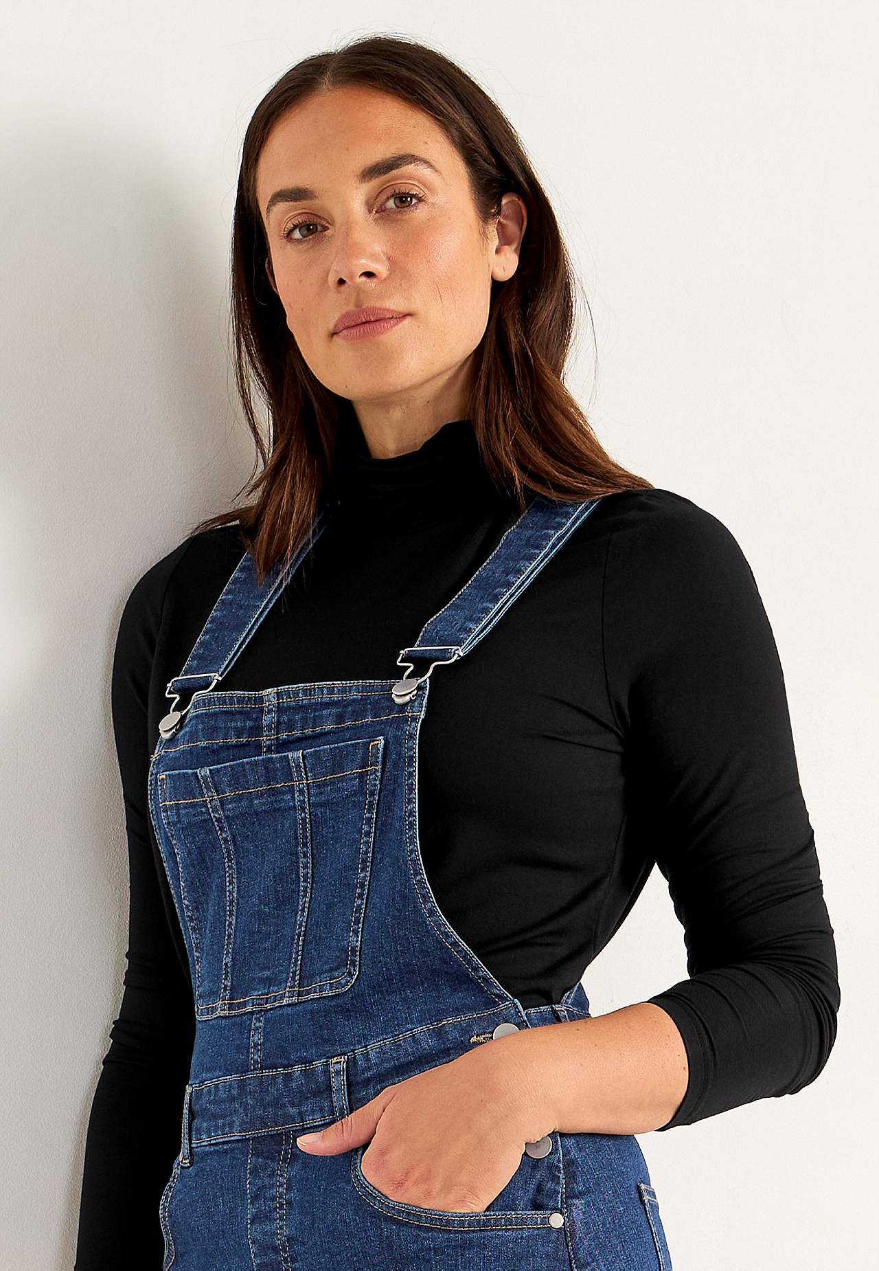 Latzkleid aus Denim