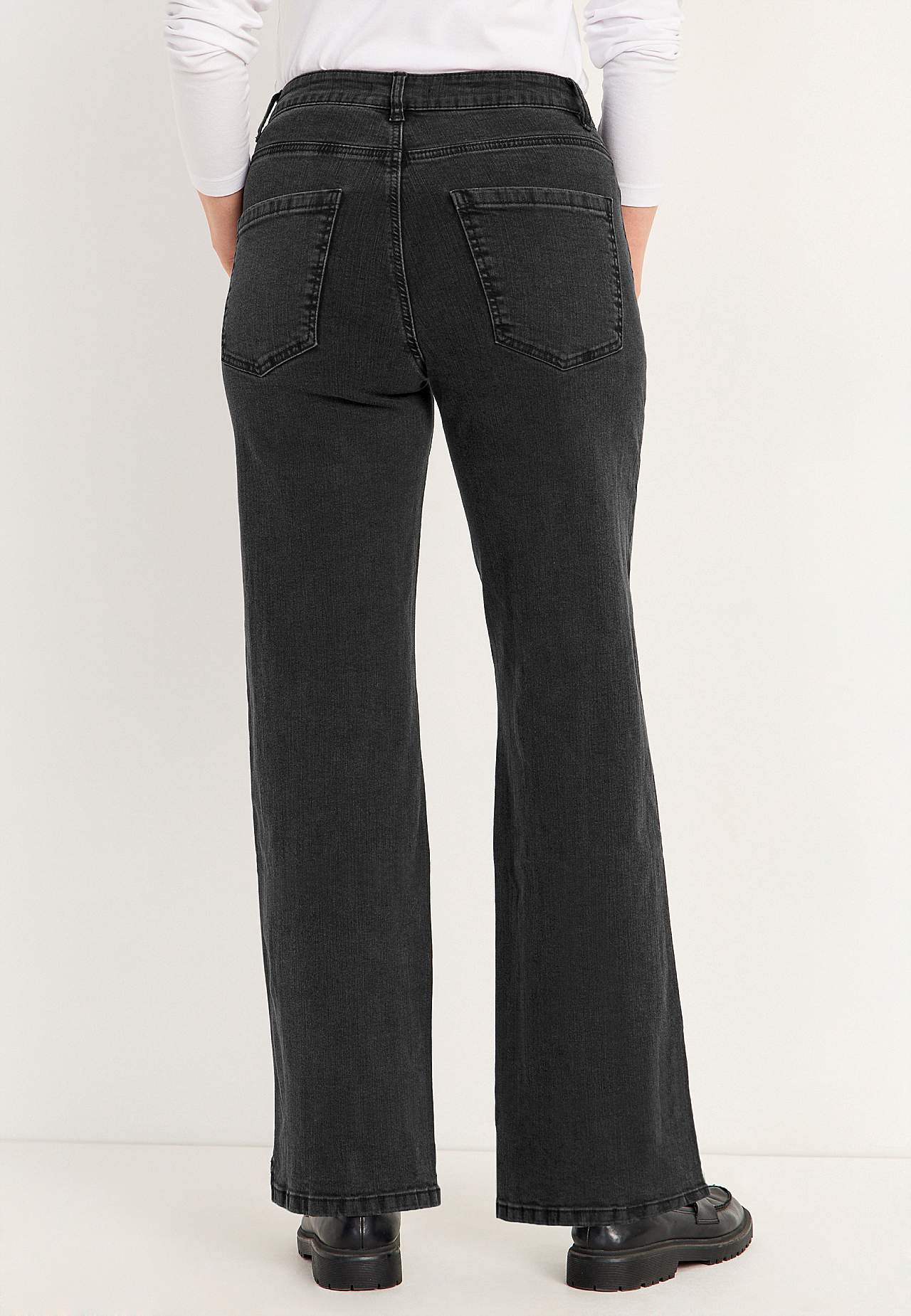 Breite Jeans mit hoher Taille