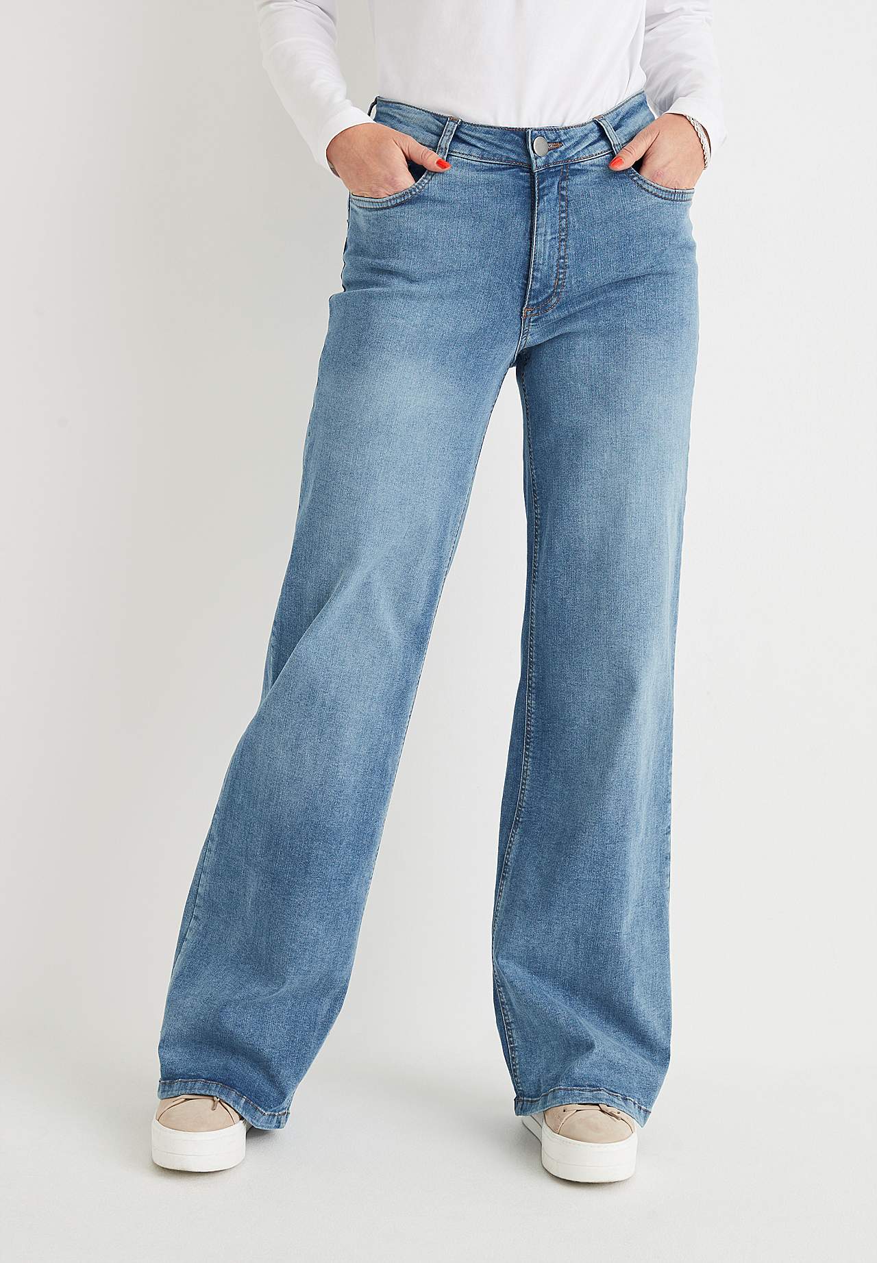Breite Jeans mit hoher Taille